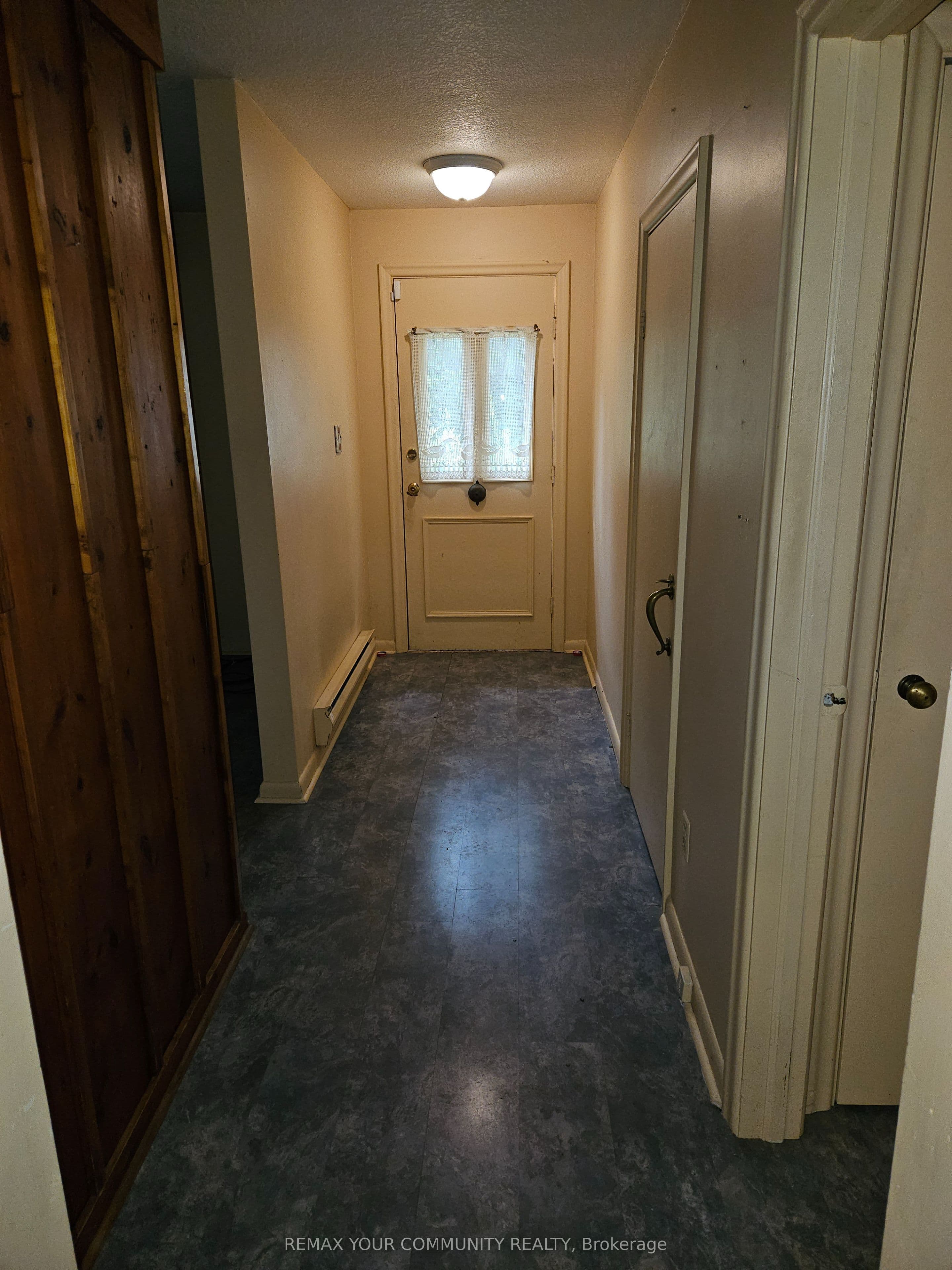11419 Bathurst Street — photo 8