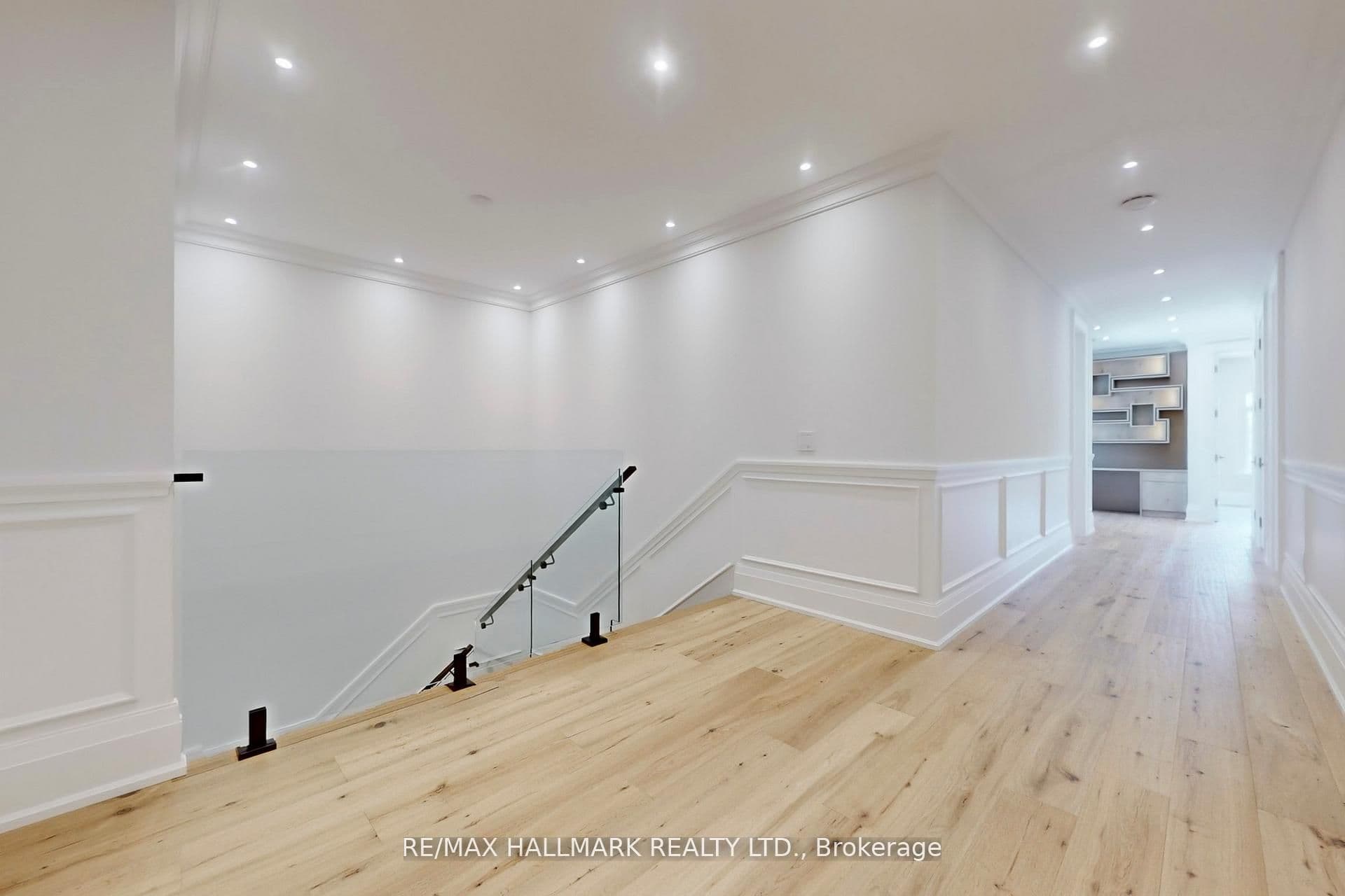 152 Olde Bayview Avenue — photo 16