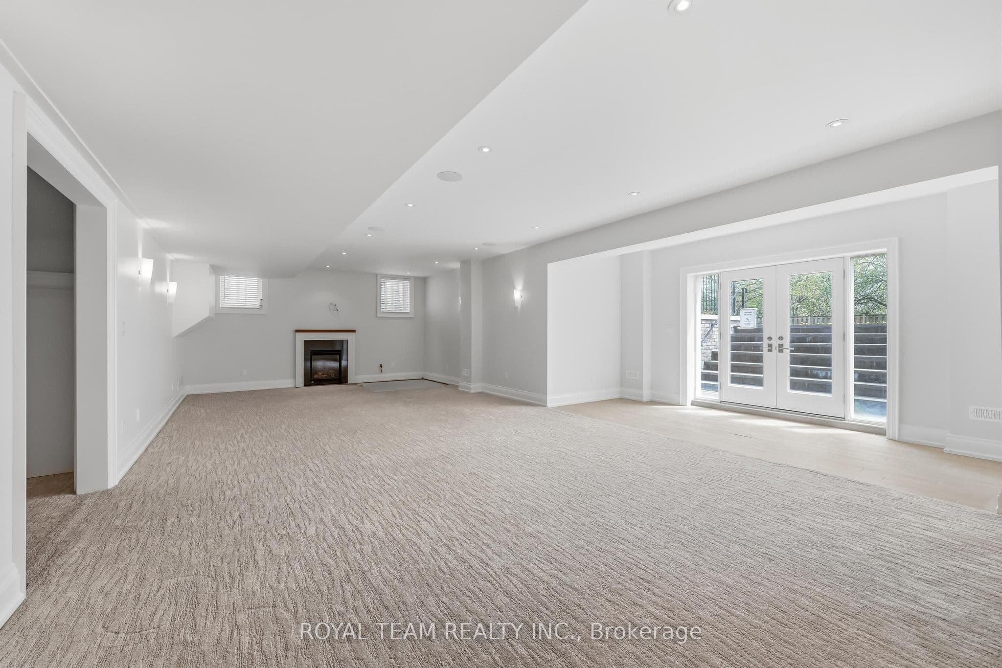 130 Elmwood Avenue — photo 43