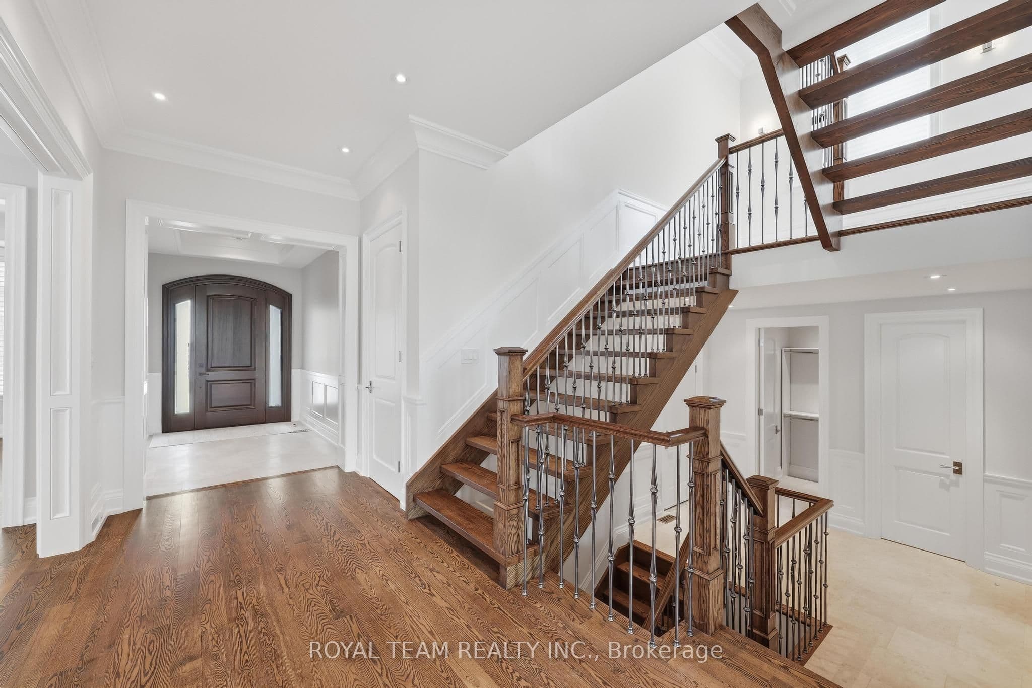 130 Elmwood Avenue — photo 2