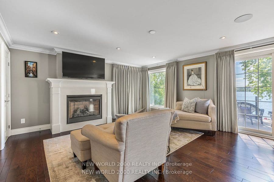 245 Lakeland Crescent — photo 12