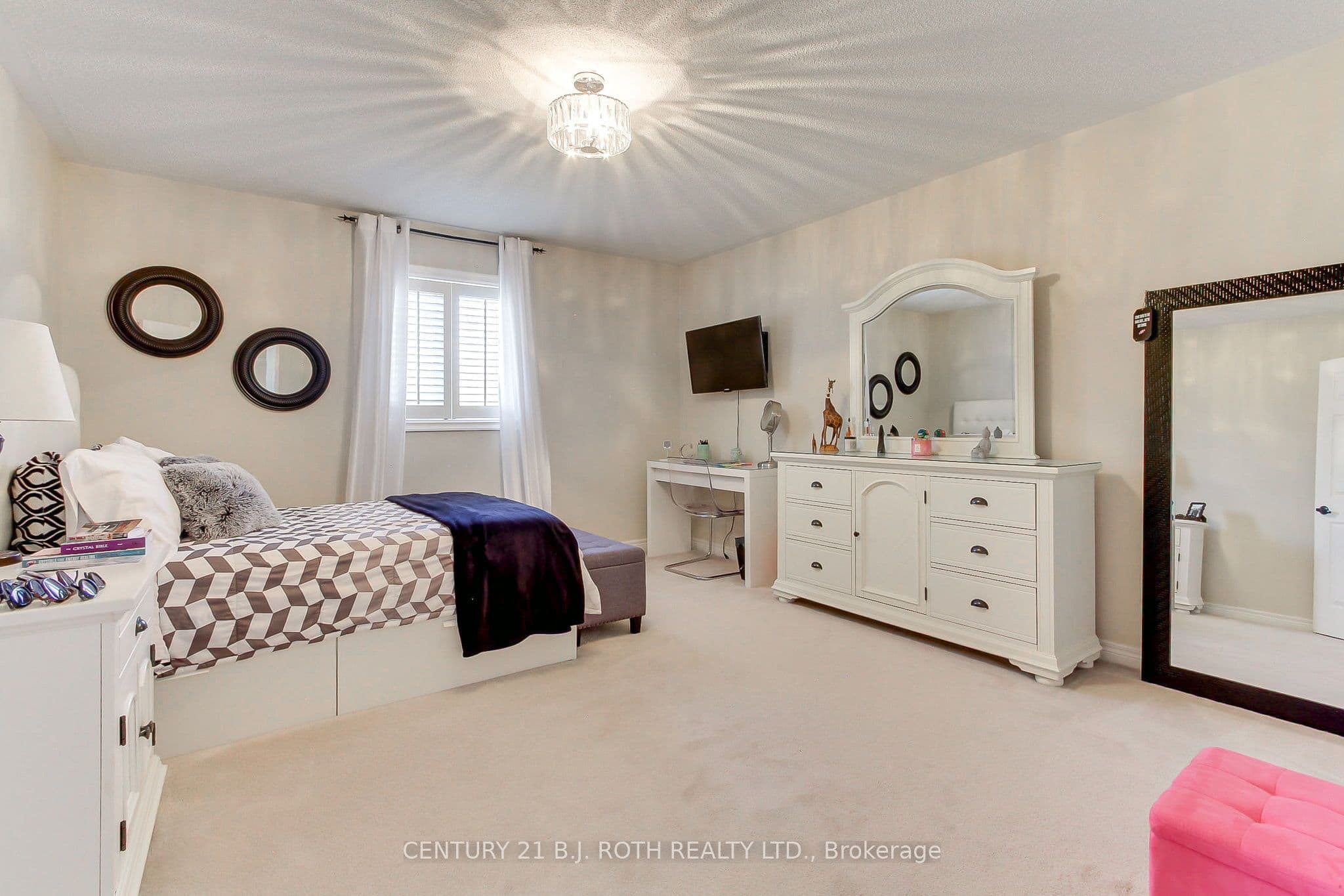 32 Timber Valley Avenue — photo 33