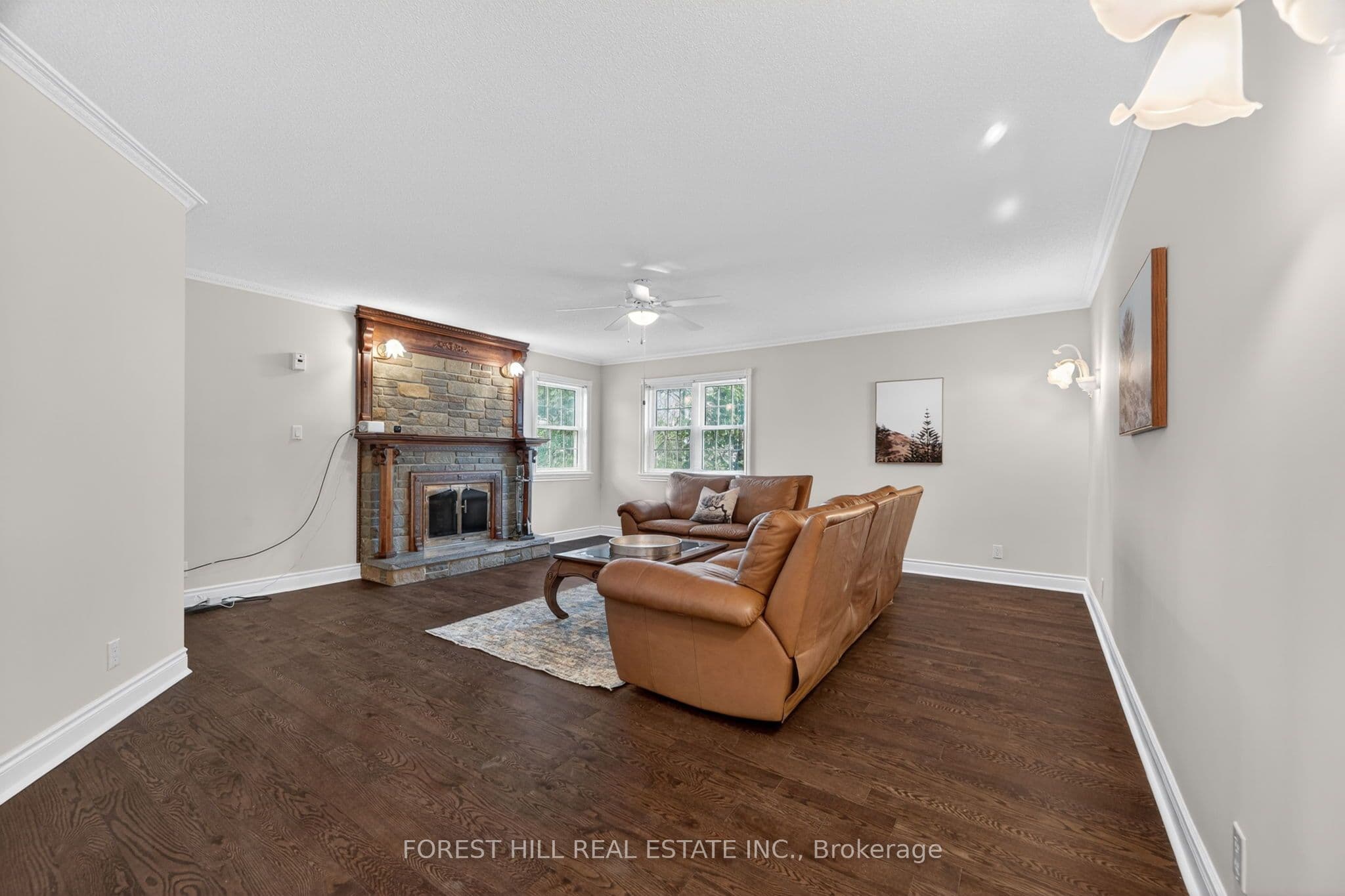 10601 Bathurst Street — photo 19