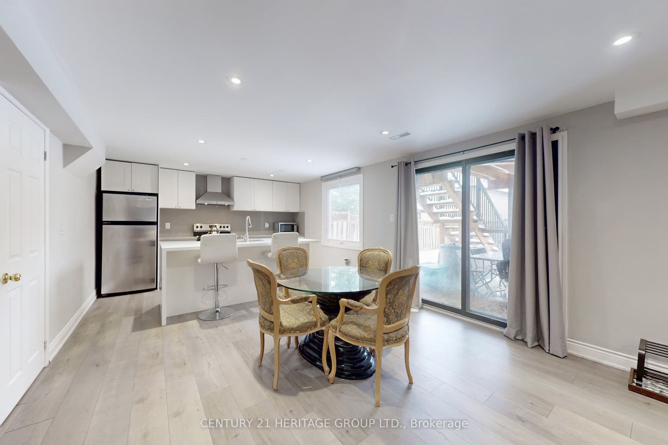 335 Fern Avenue — photo 19
