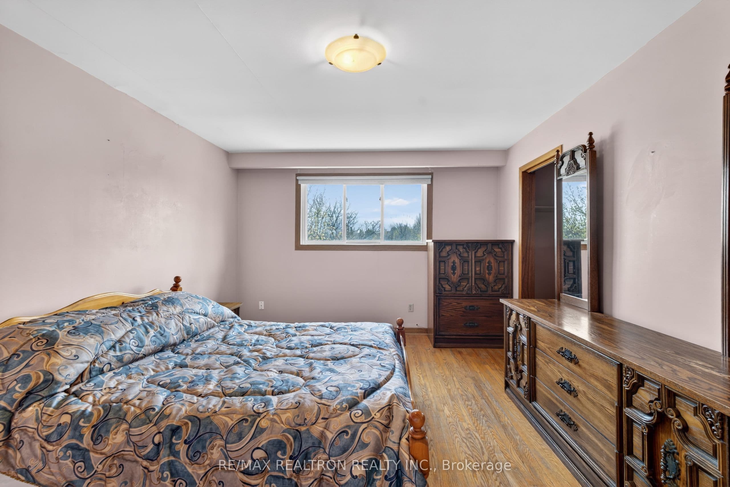 19 Claridge Drive — photo 50