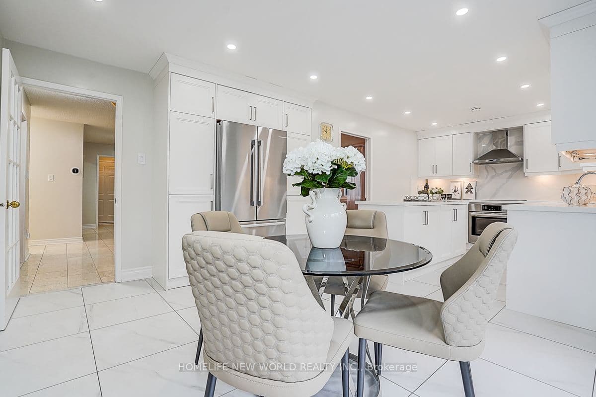 16 Kew Gdns N/A — photo 26