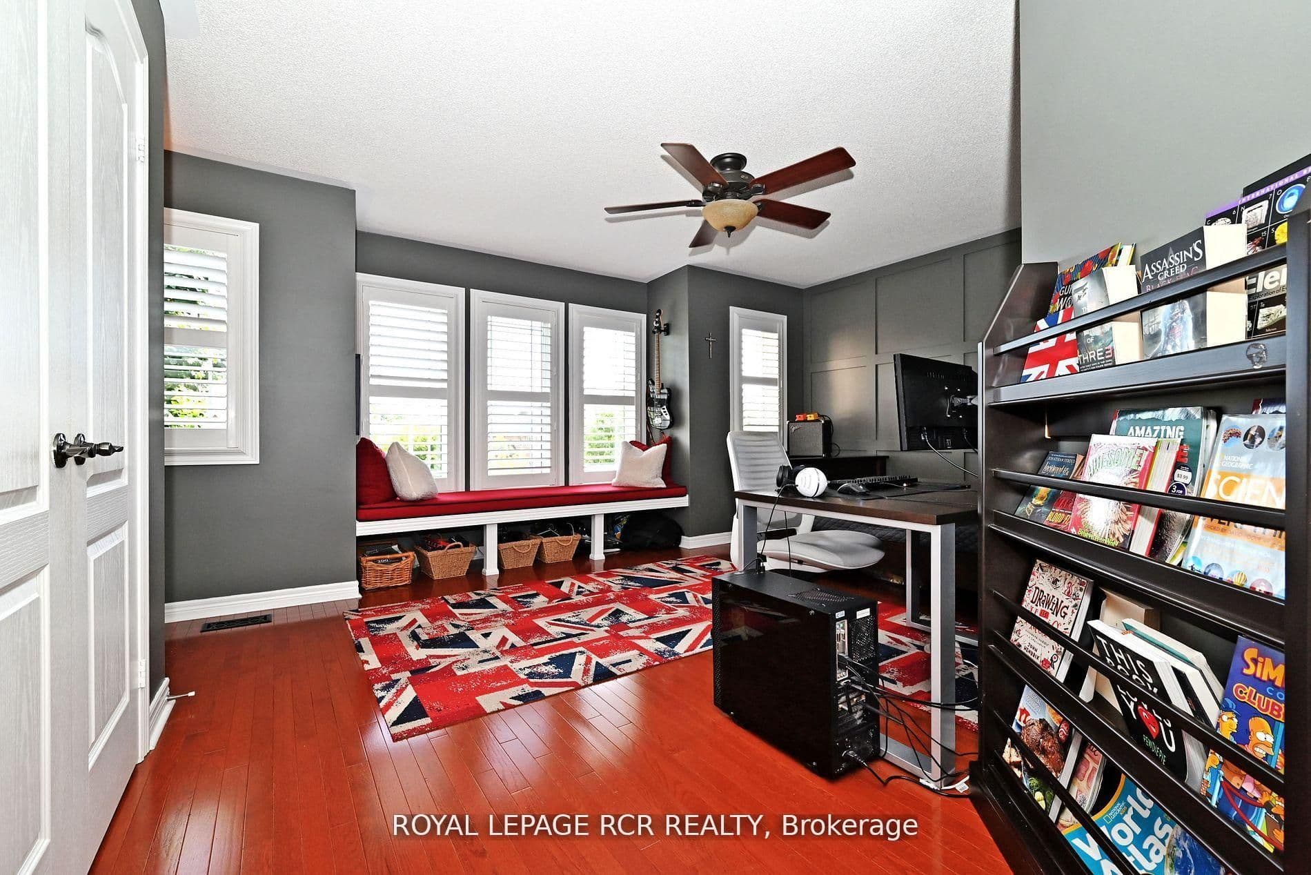 142 Regatta Avenue — photo 25