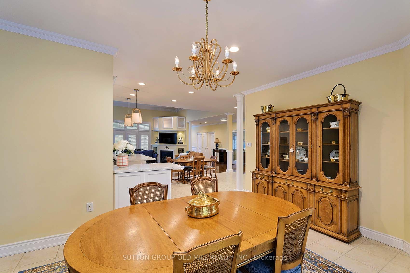 128 Carmela Avenue — photo 8