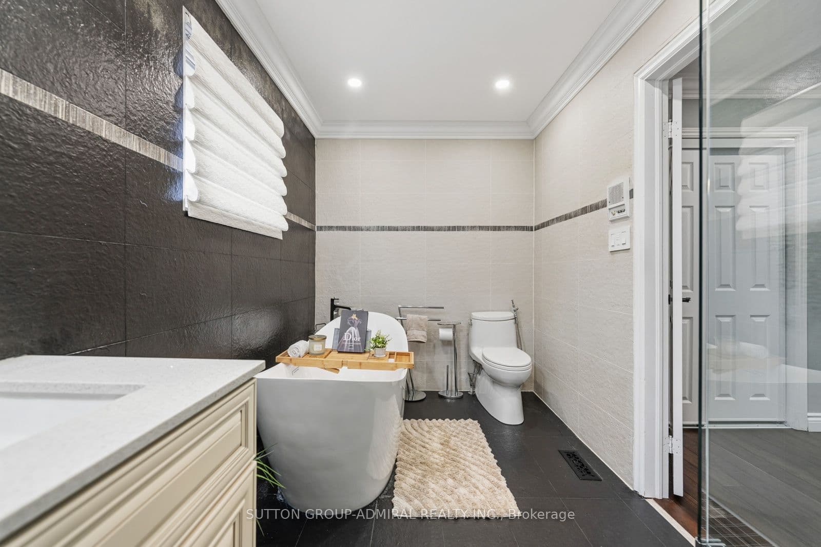 8 Beaufort Hills Road — photo 20