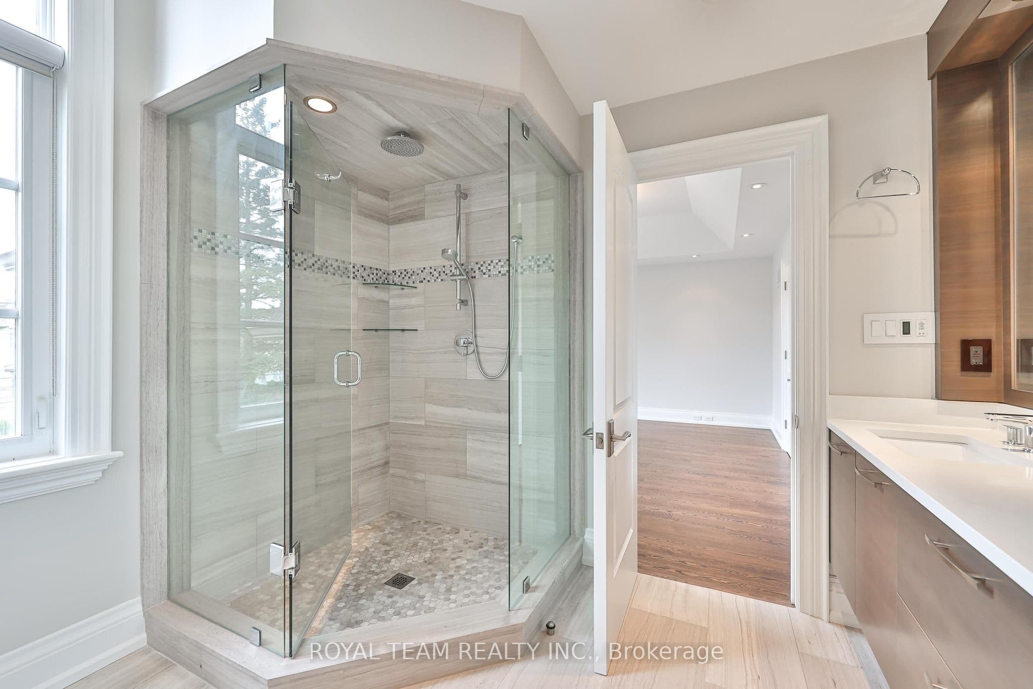 130 Elmwood Avenue — photo 38