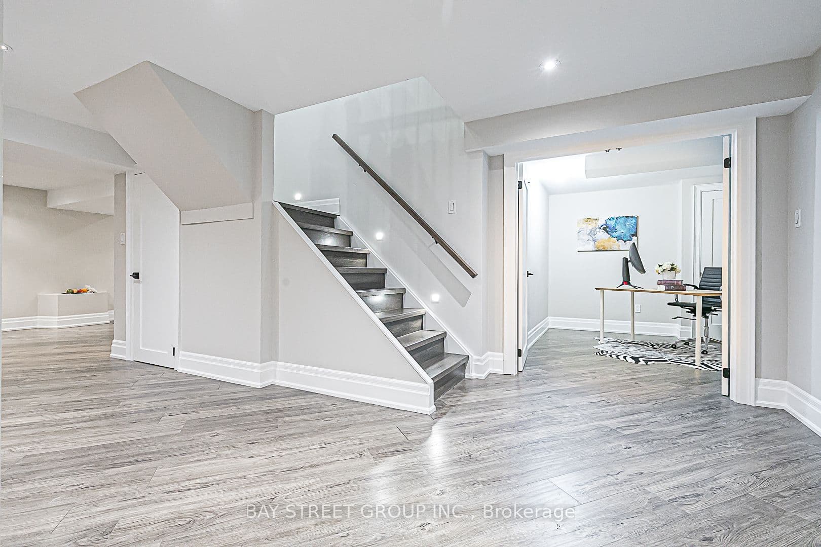 11 Gatcombe Circle — photo 47