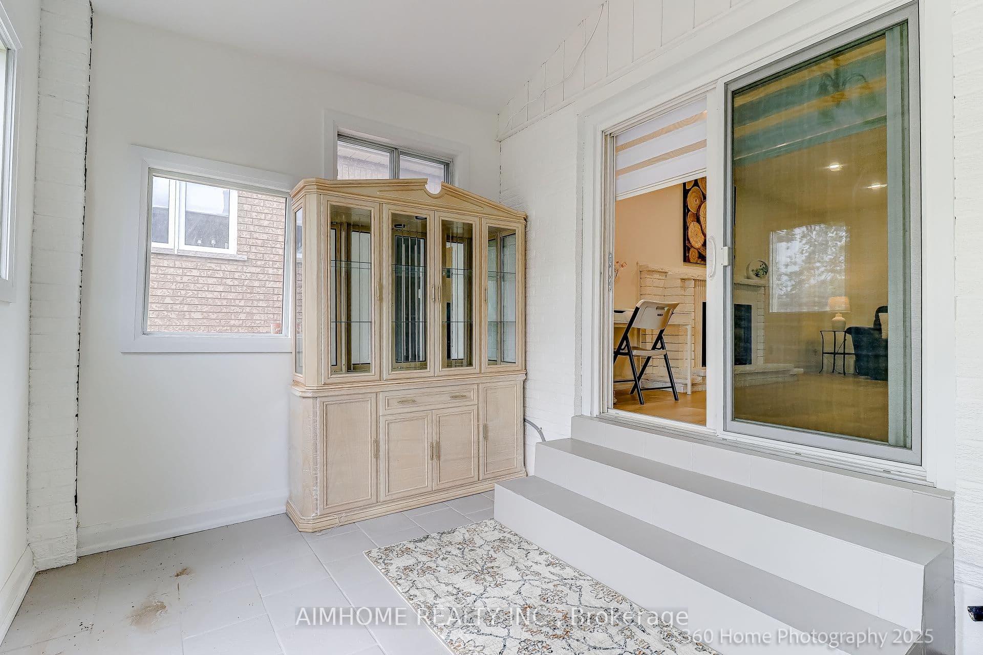 179 Oxford Street — photo 38