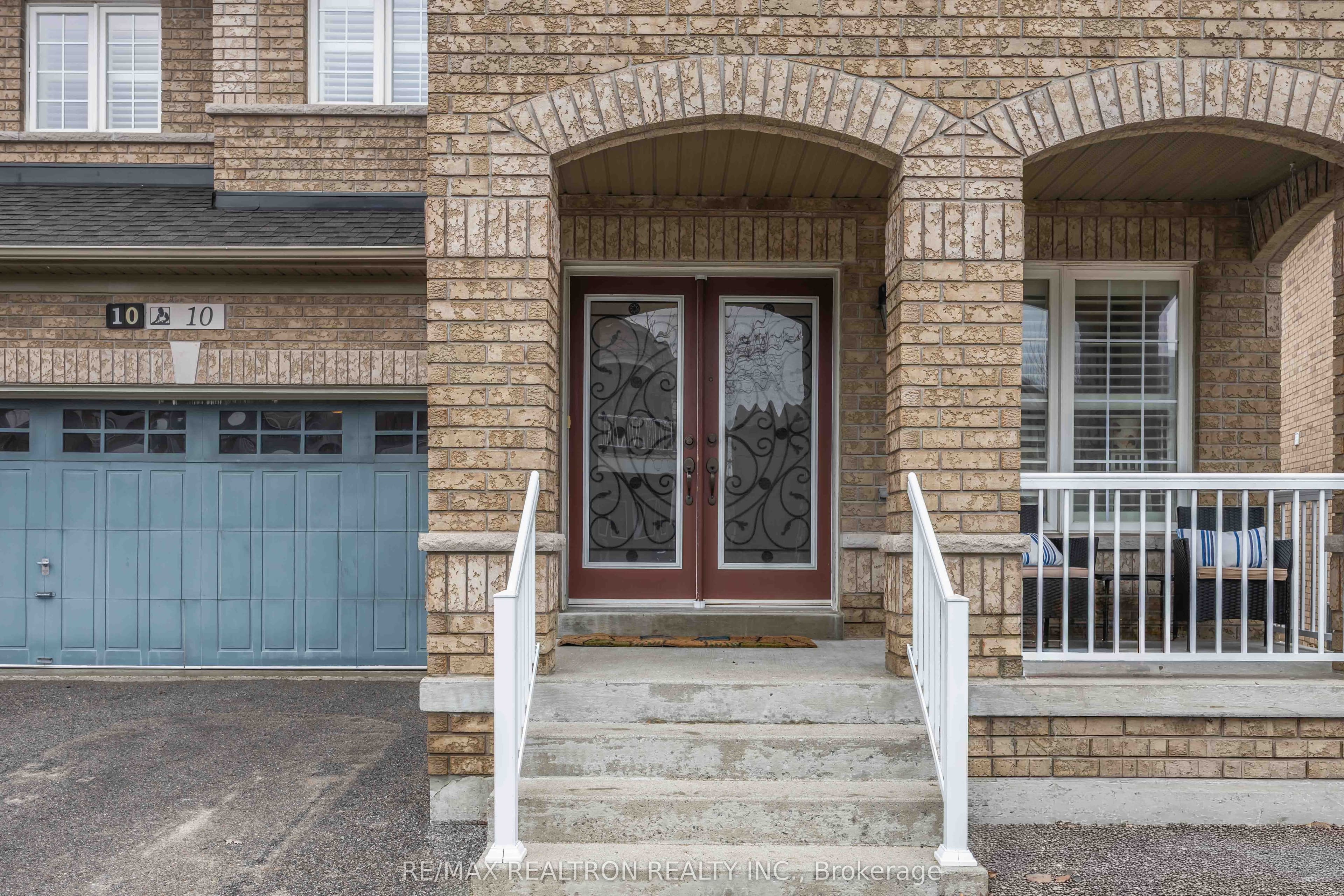 10 Dovetail Drive — photo 3