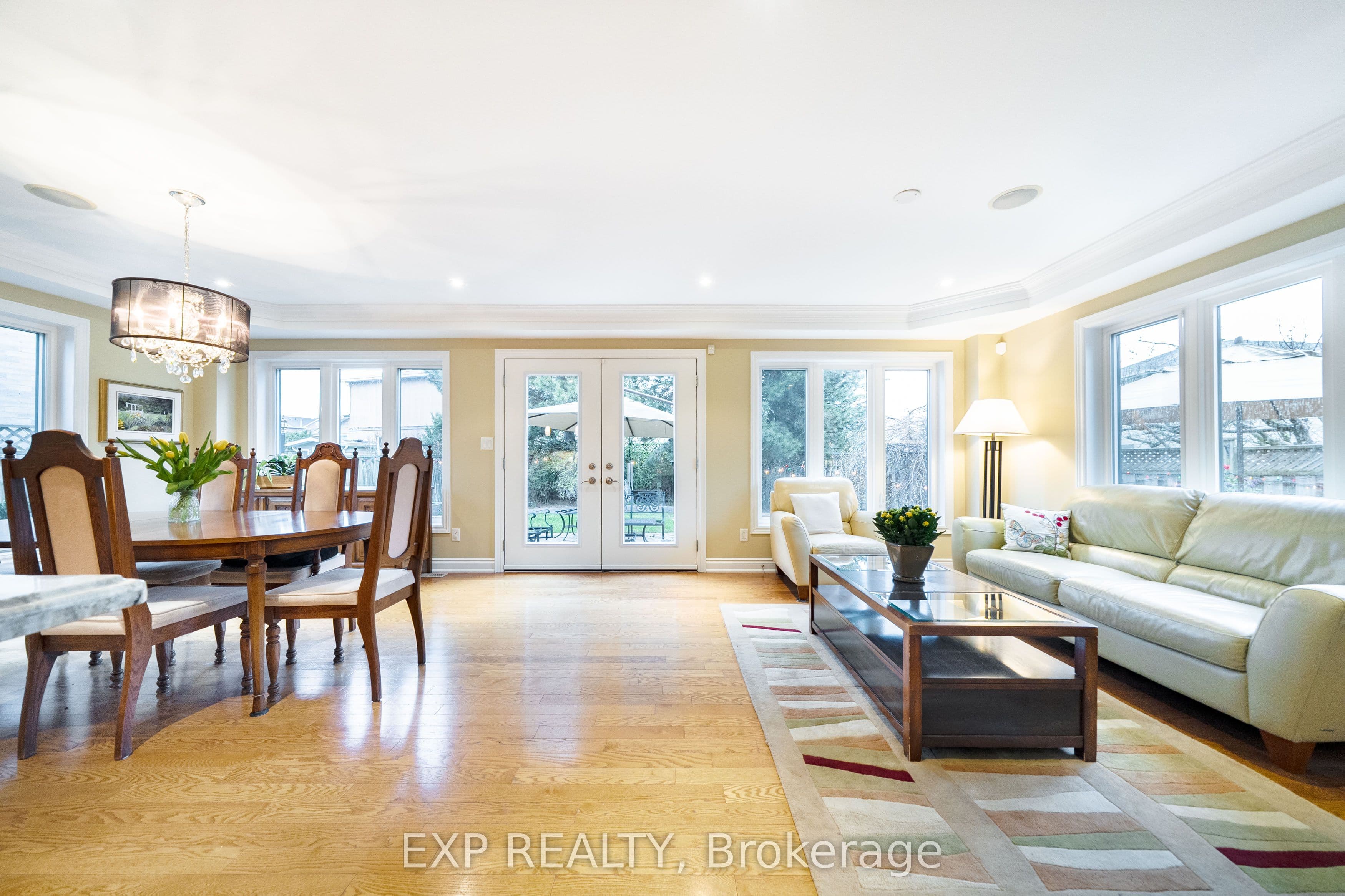 90 Brillinger Street — photo 9