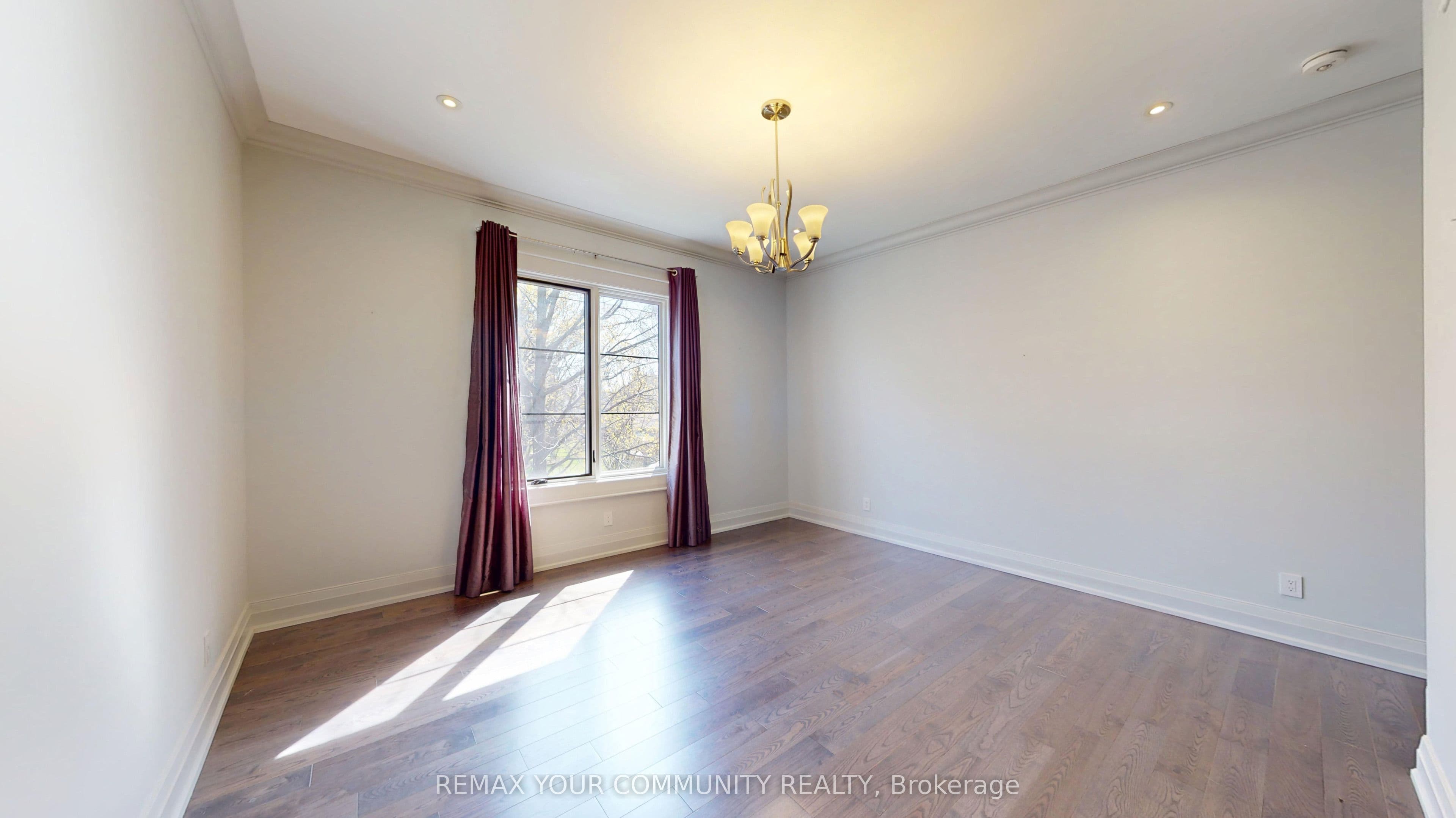 19 Blyth Street — photo 36