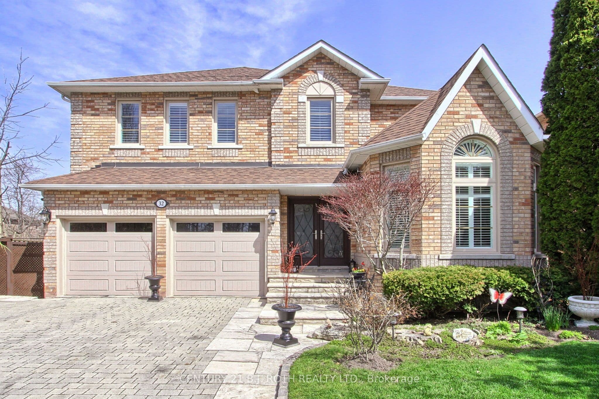 32 Timber Valley Avenue — photo 2