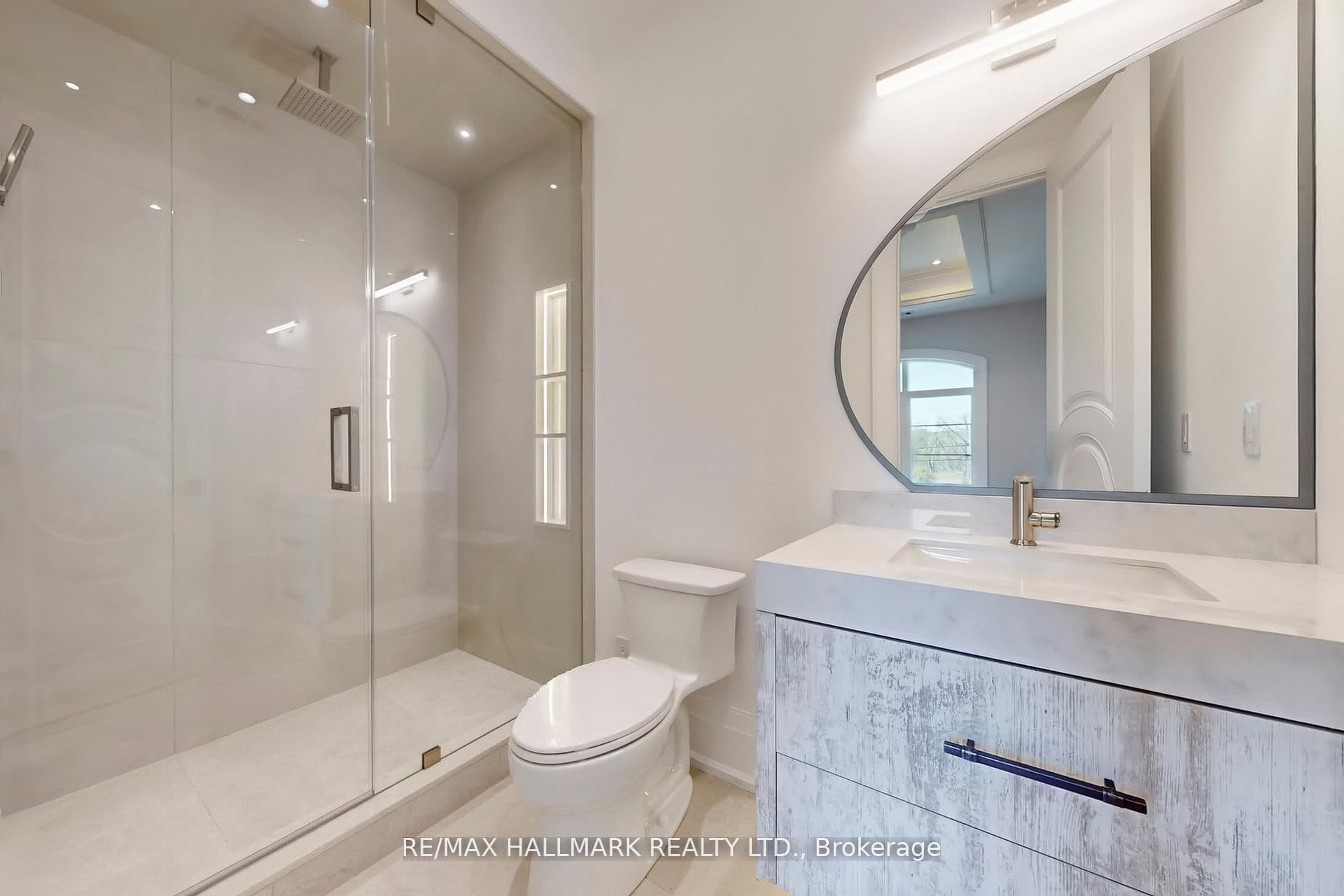 152 Olde Bayview Avenue — photo 23