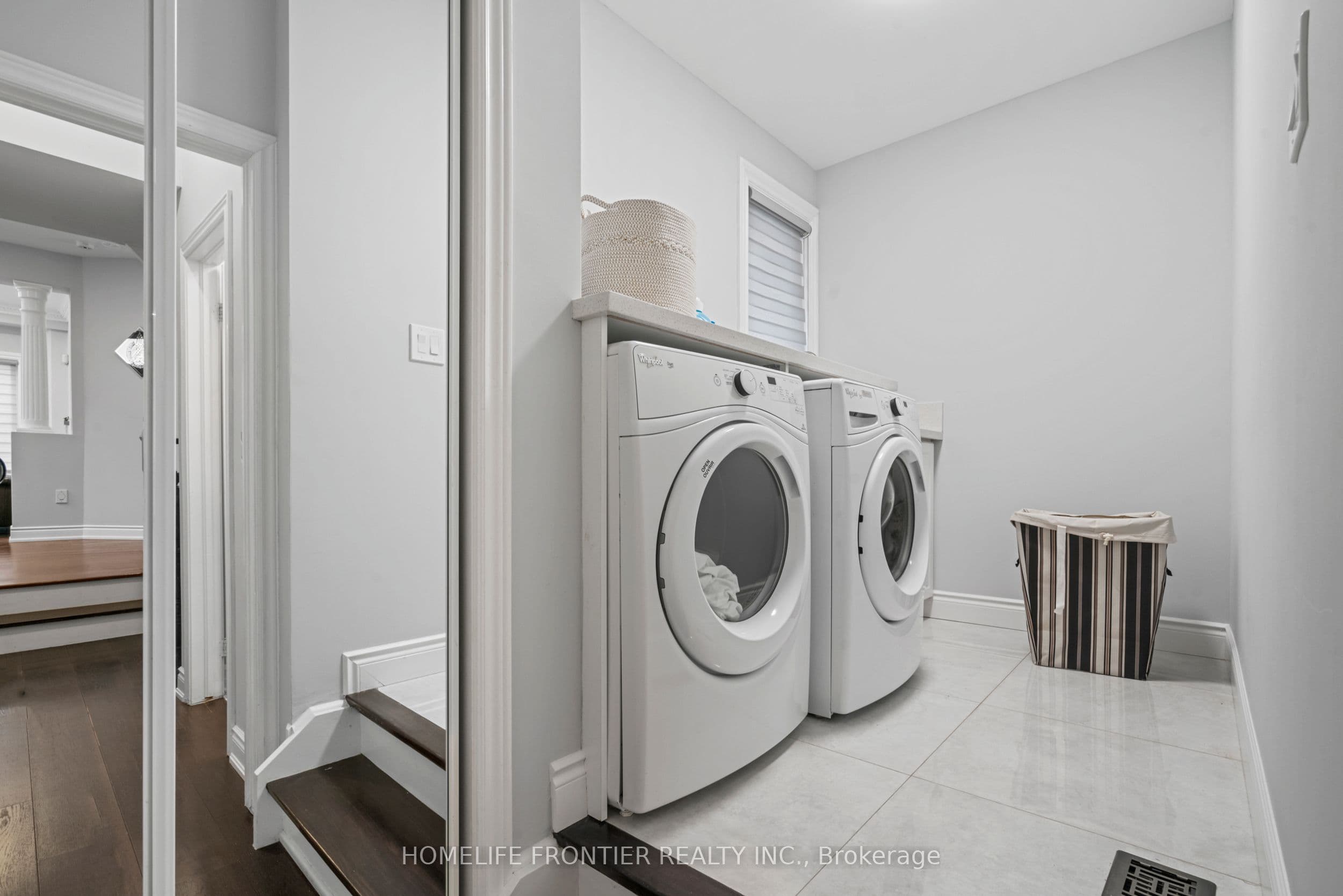 7 Edenbrook Crescent — photo 29