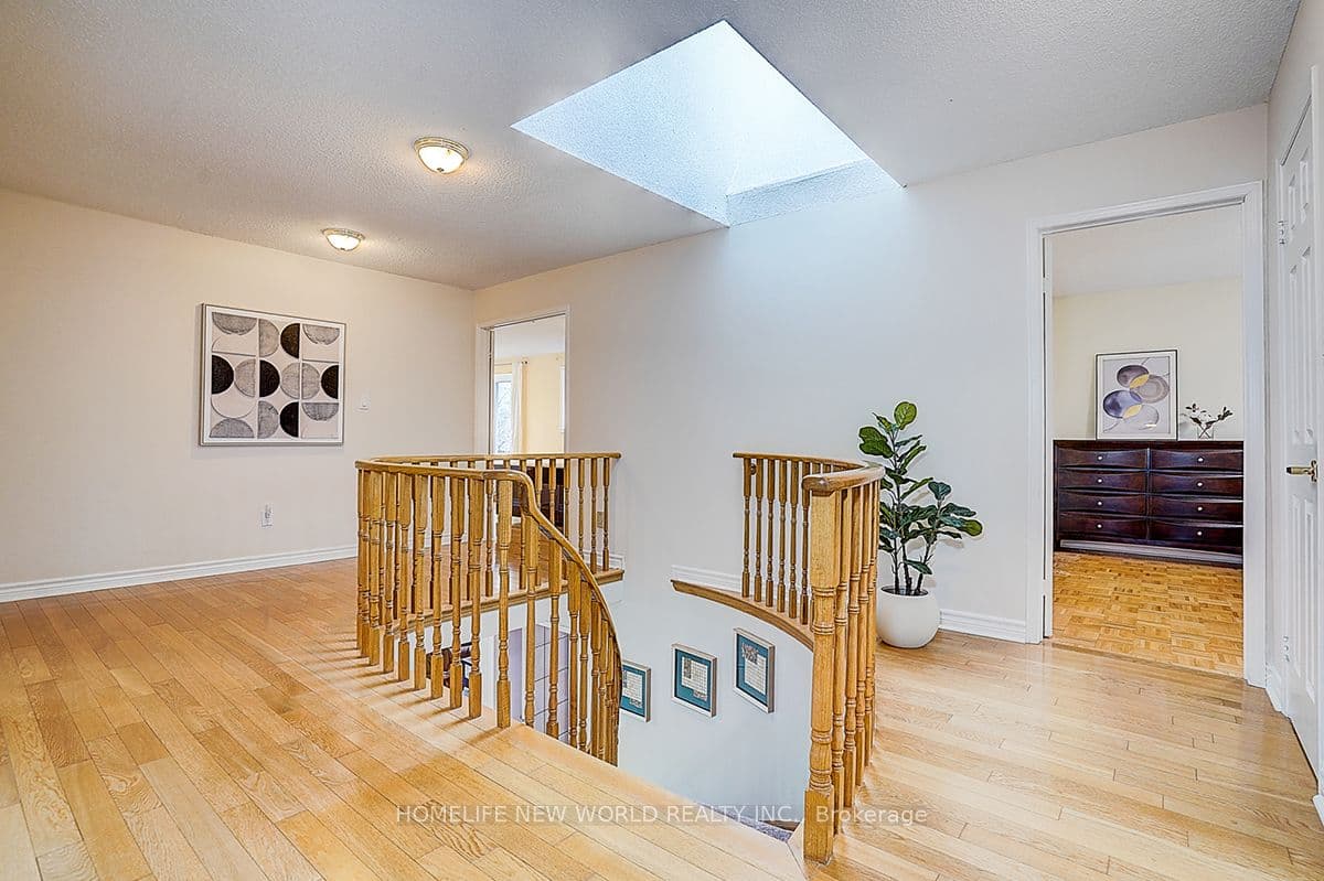 16 Kew Gdns N/A — photo 37