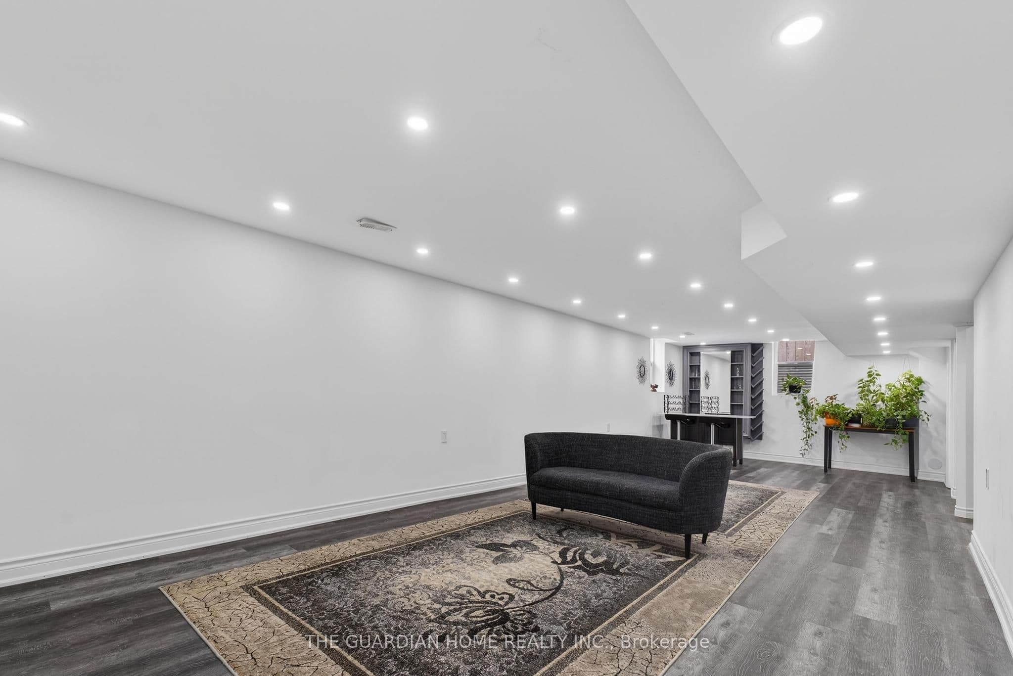 28 Brightside Avenue — photo 23