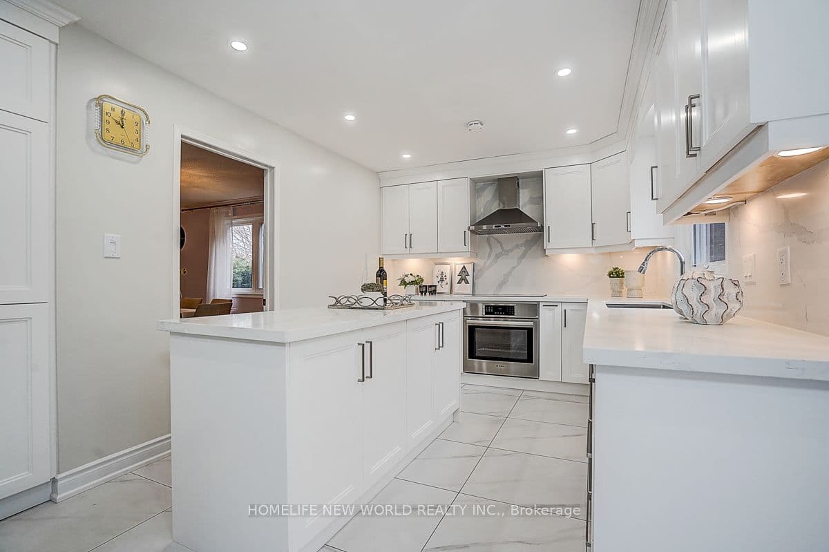 16 Kew Gdns N/A — photo 29