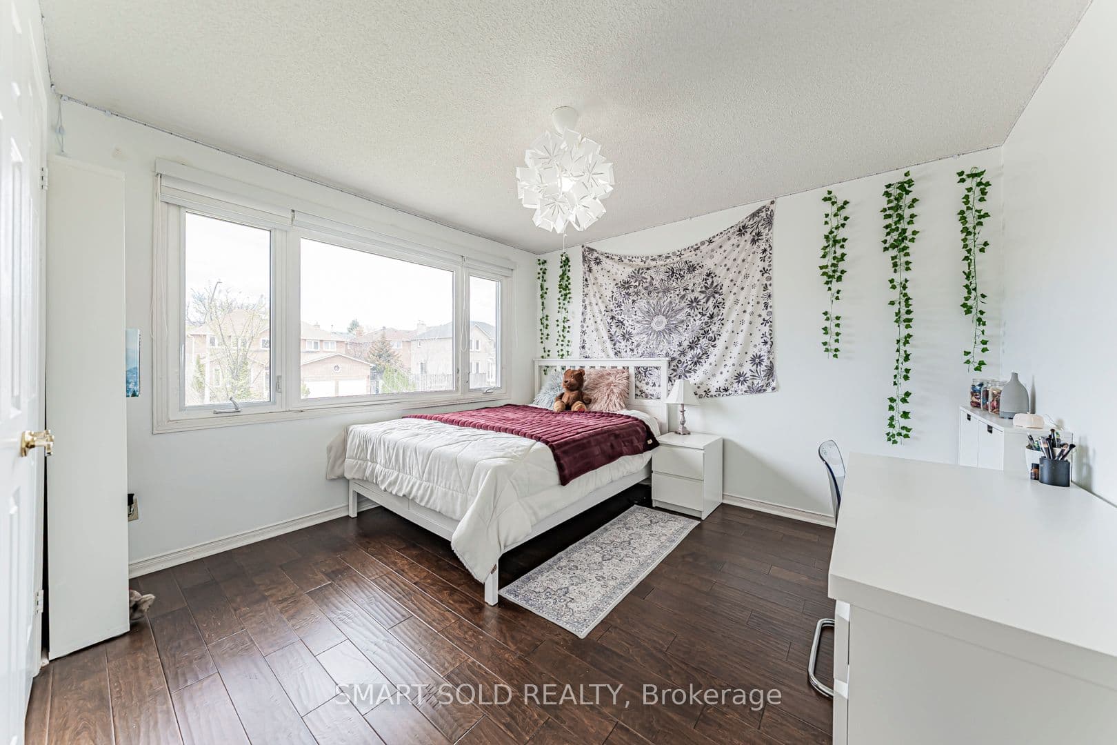 28 Westminster Drive — photo 26