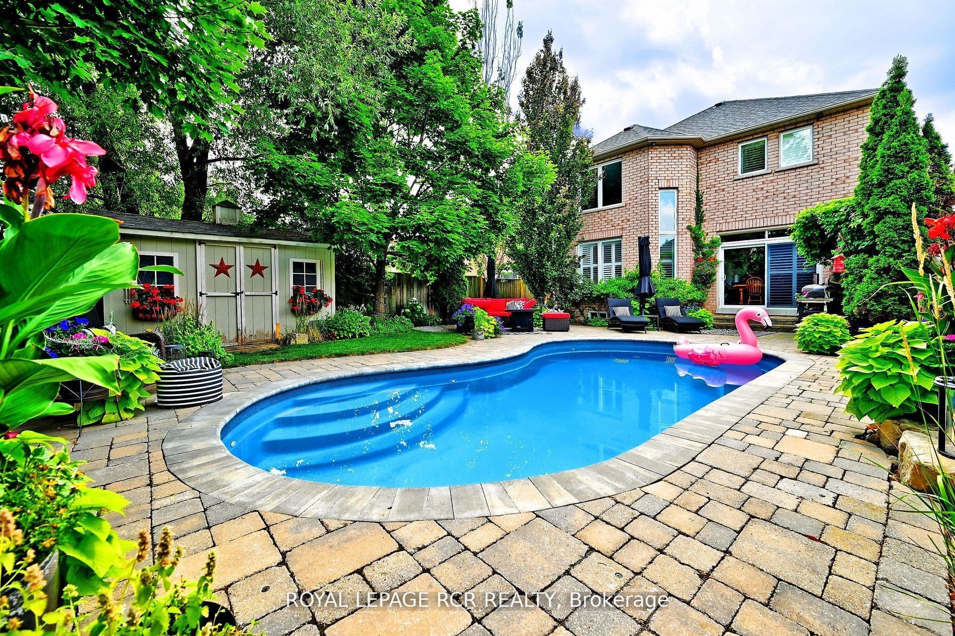 142 Regatta Avenue — photo 40