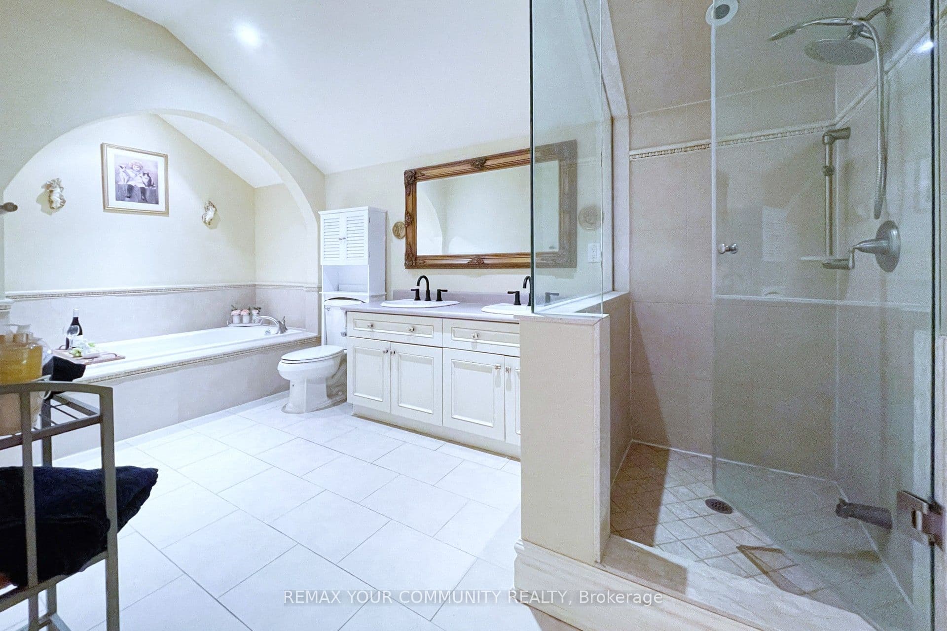 95 Naughton Drive — photo 35
