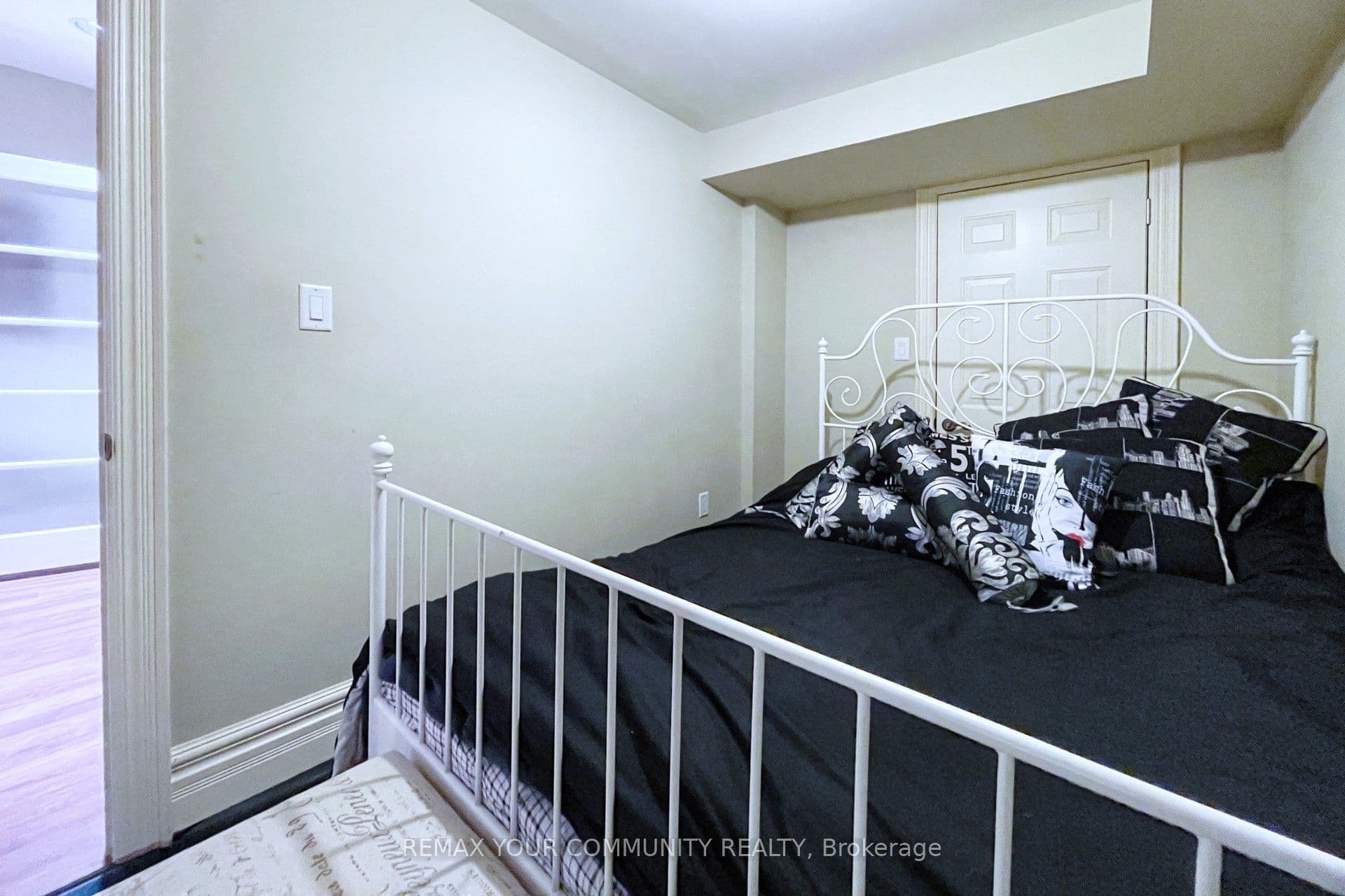 95 Naughton Drive — photo 43