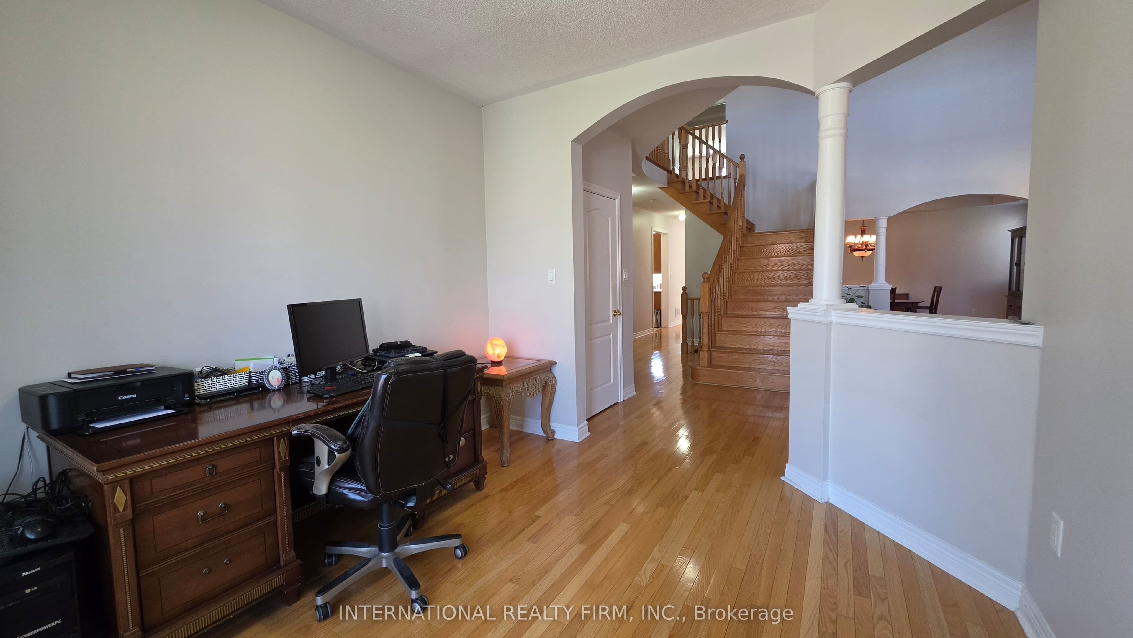 30 O'Hara Crescent — photo 5