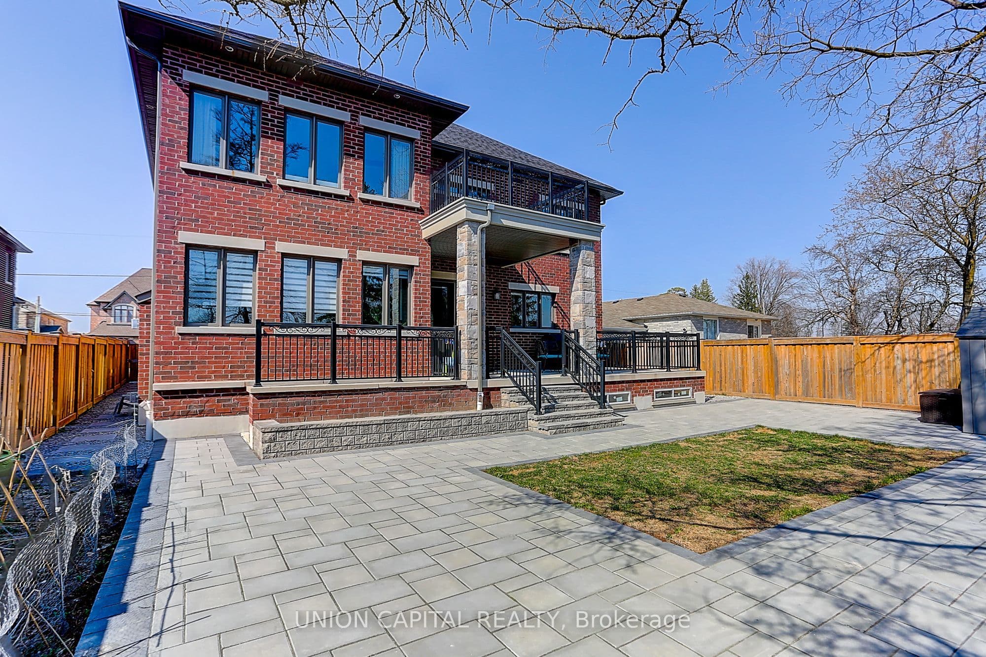 29 Elm Grove Avenue — photo 38