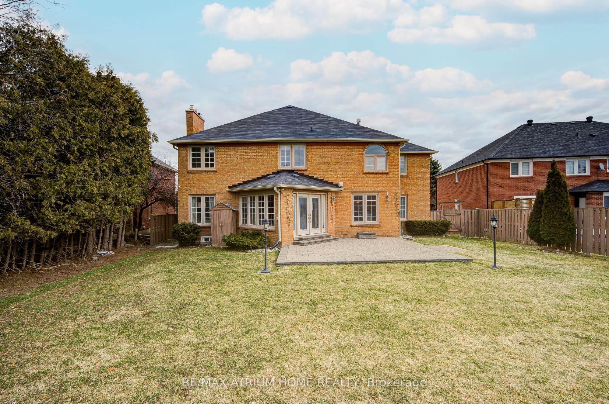 70 Strathearn Avenue — photo 48