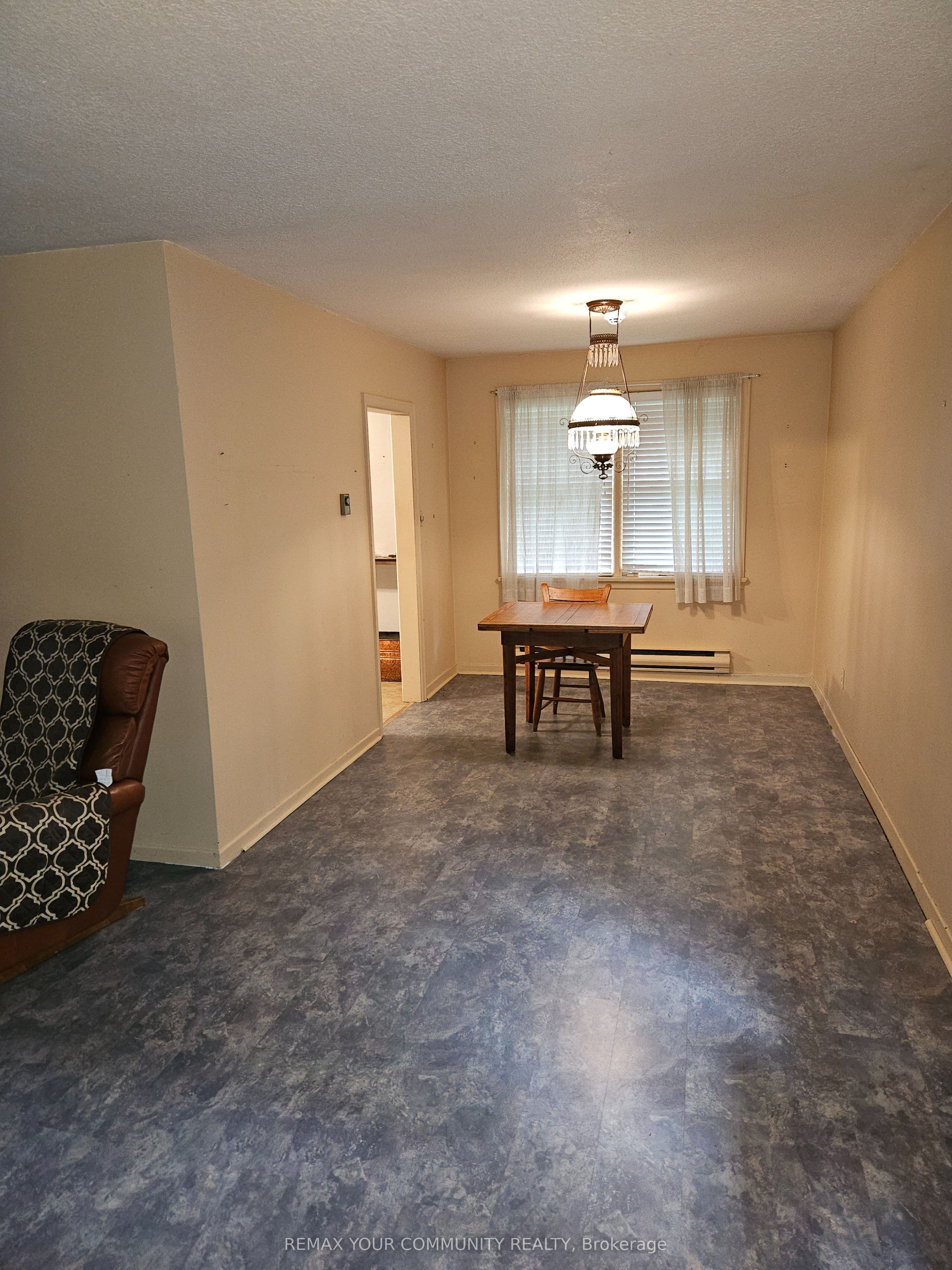 11419 Bathurst Street — photo 11