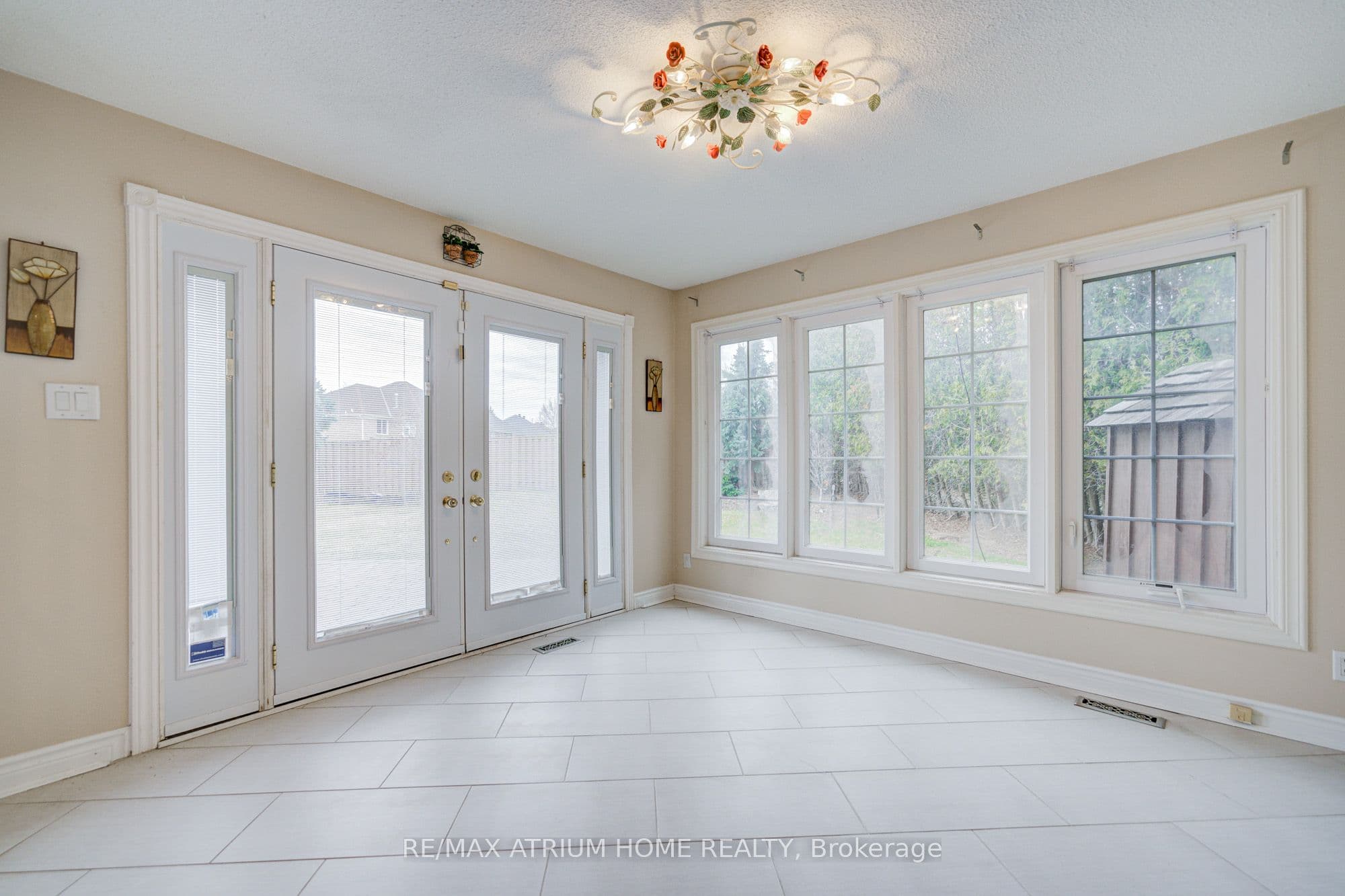 70 Strathearn Avenue — photo 13