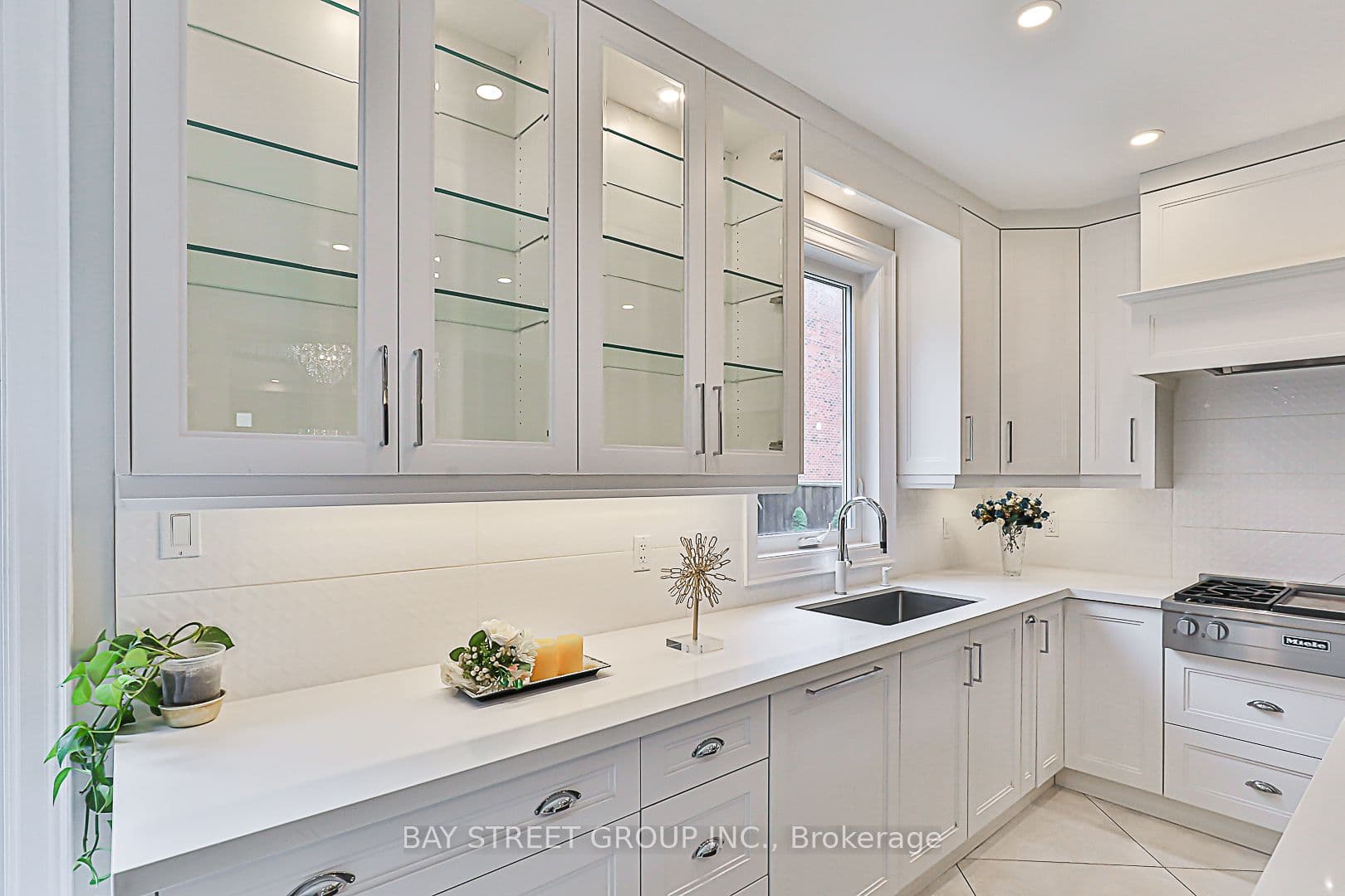11 Gatcombe Circle — photo 19