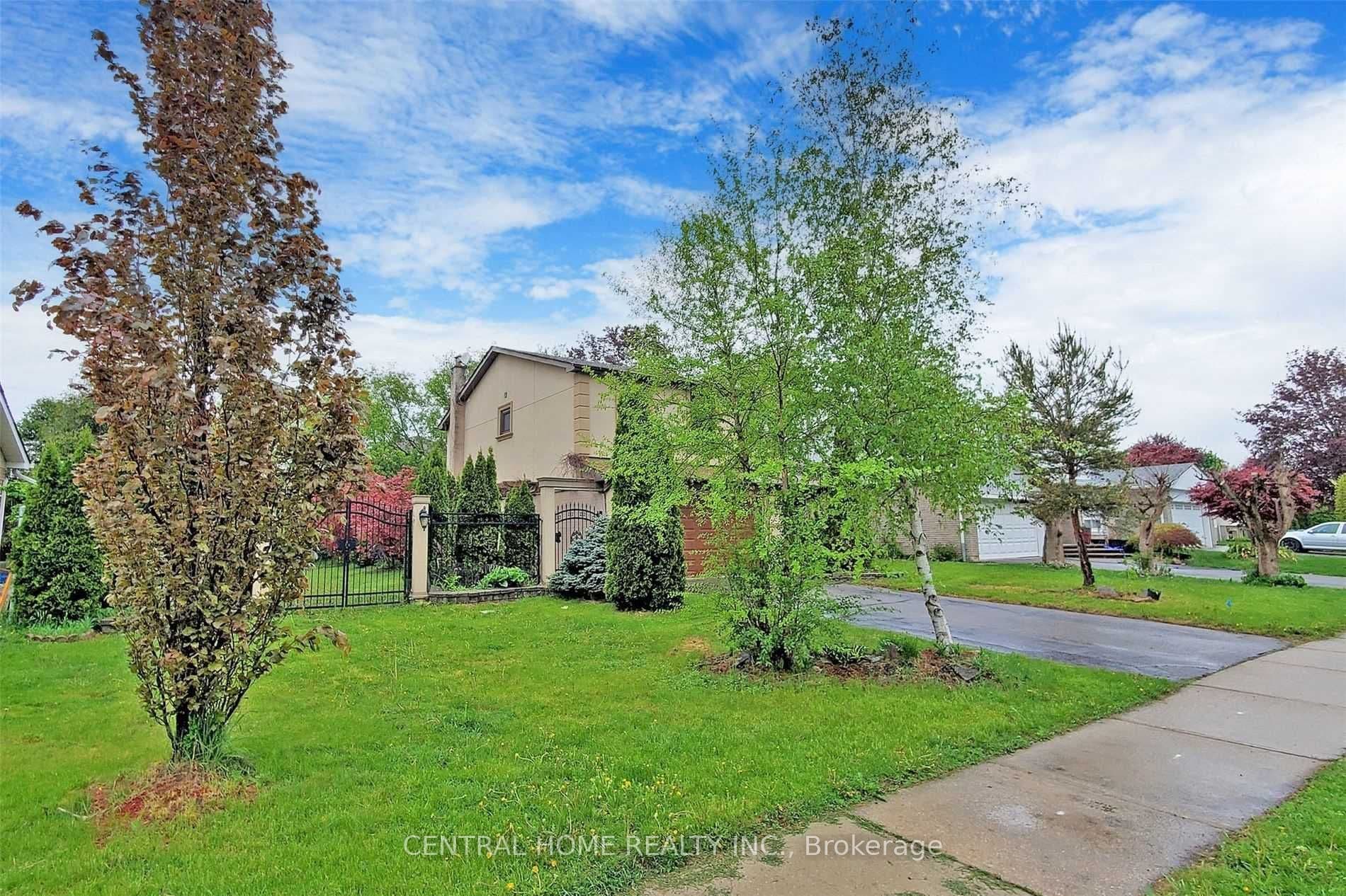 18 Mayvern Crescent — photo 4