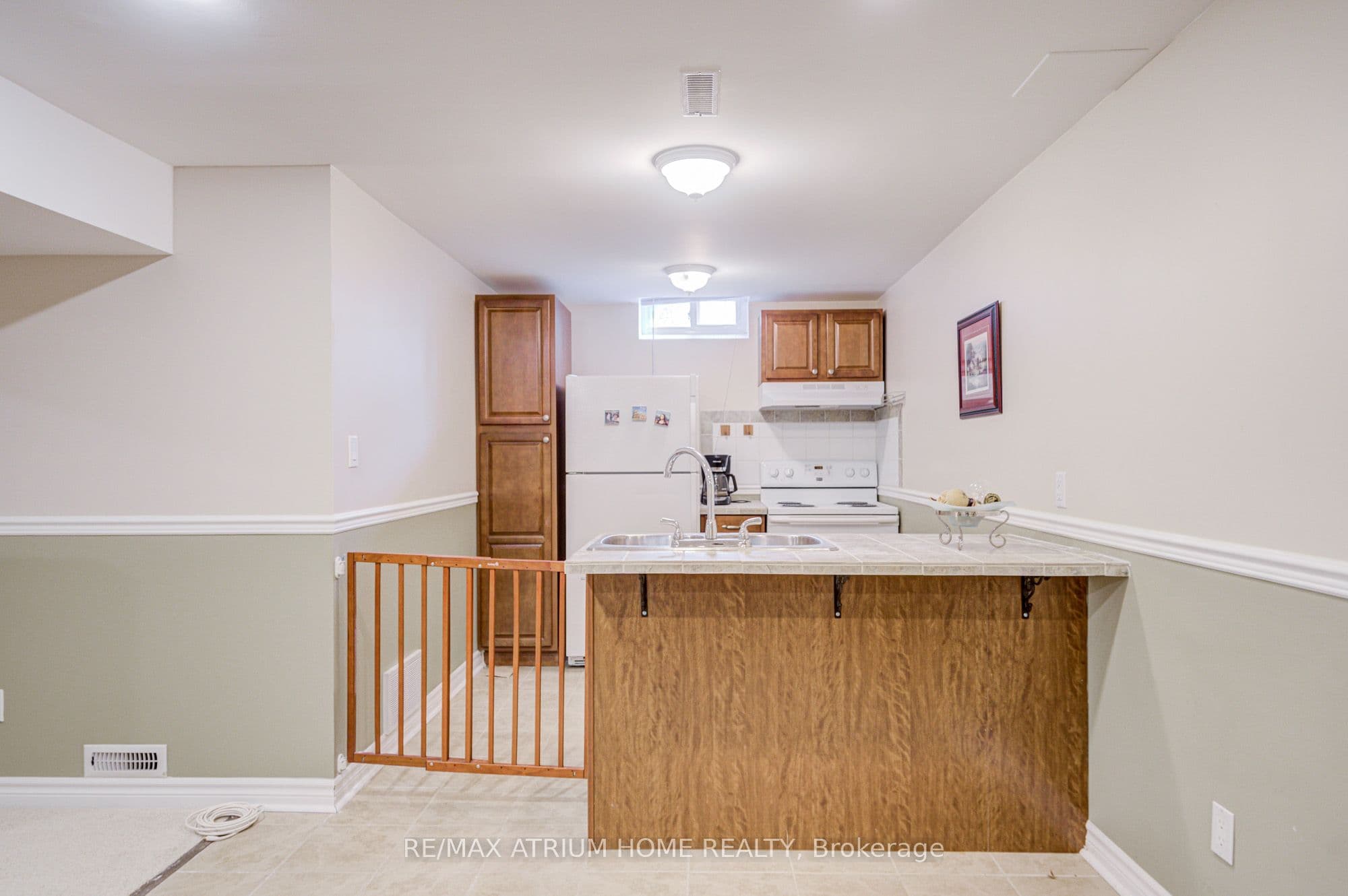 70 Strathearn Avenue — photo 37