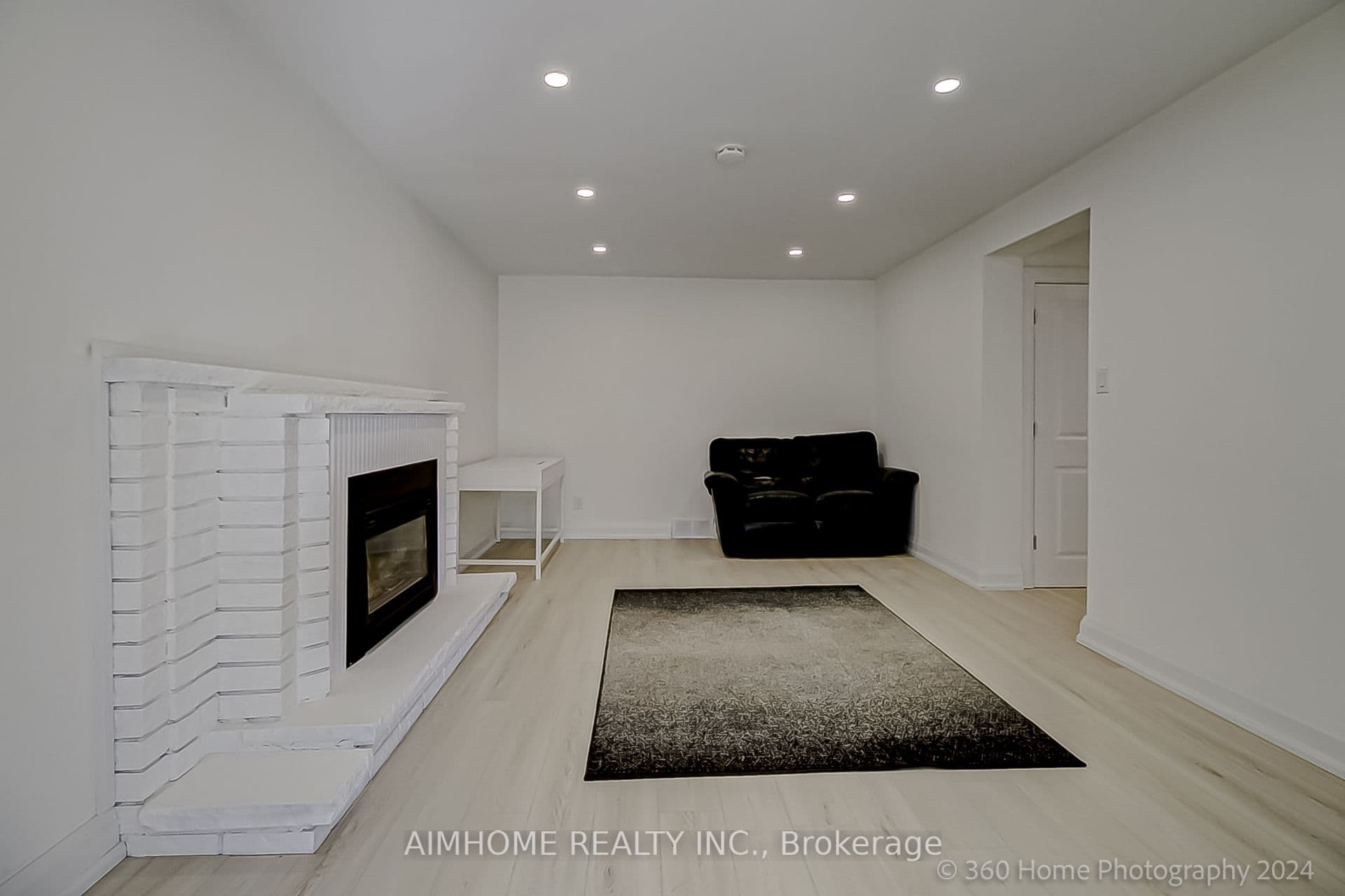 179 Oxford Street — photo 48