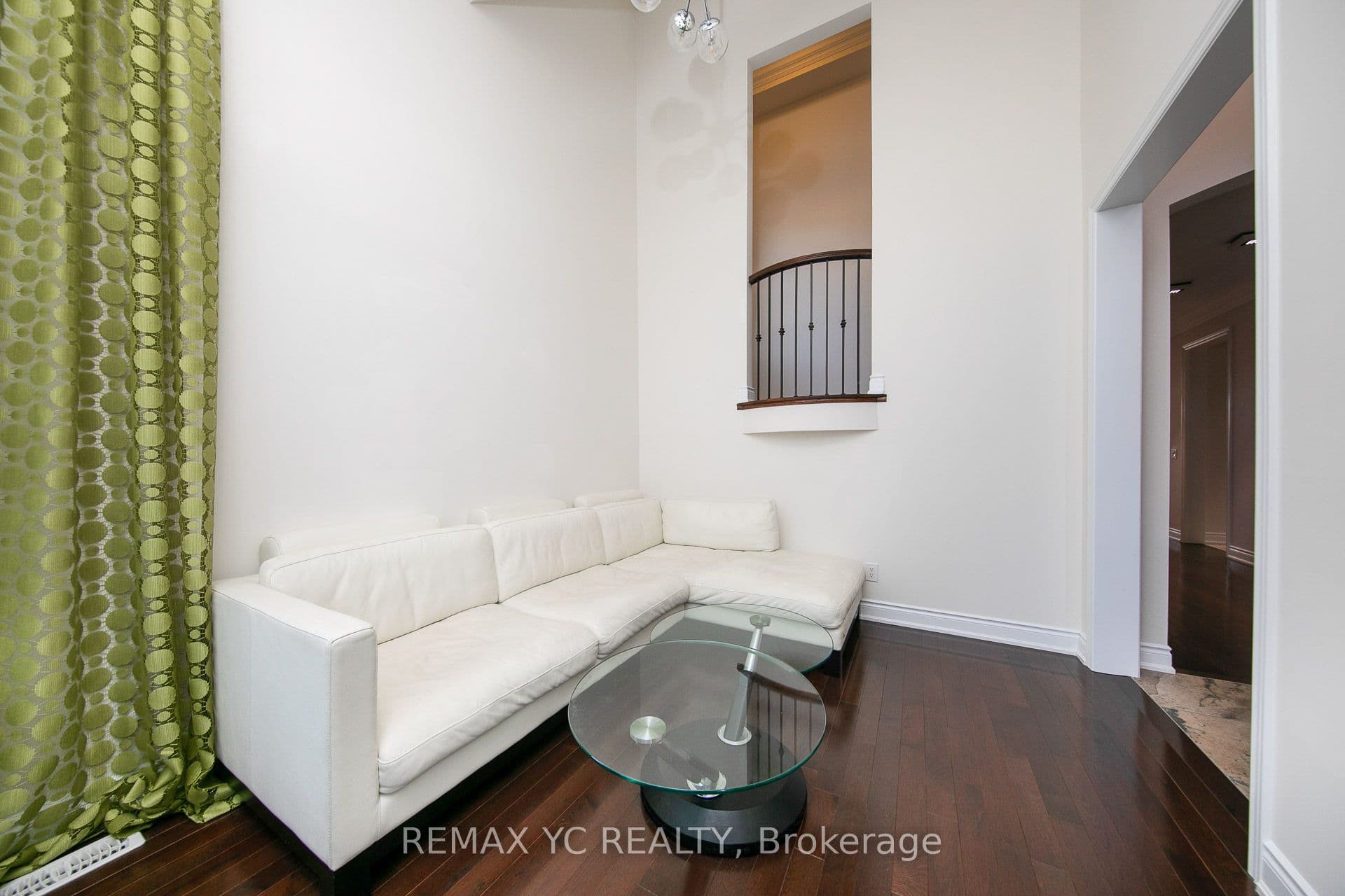 43 Laredo Drive — photo 7