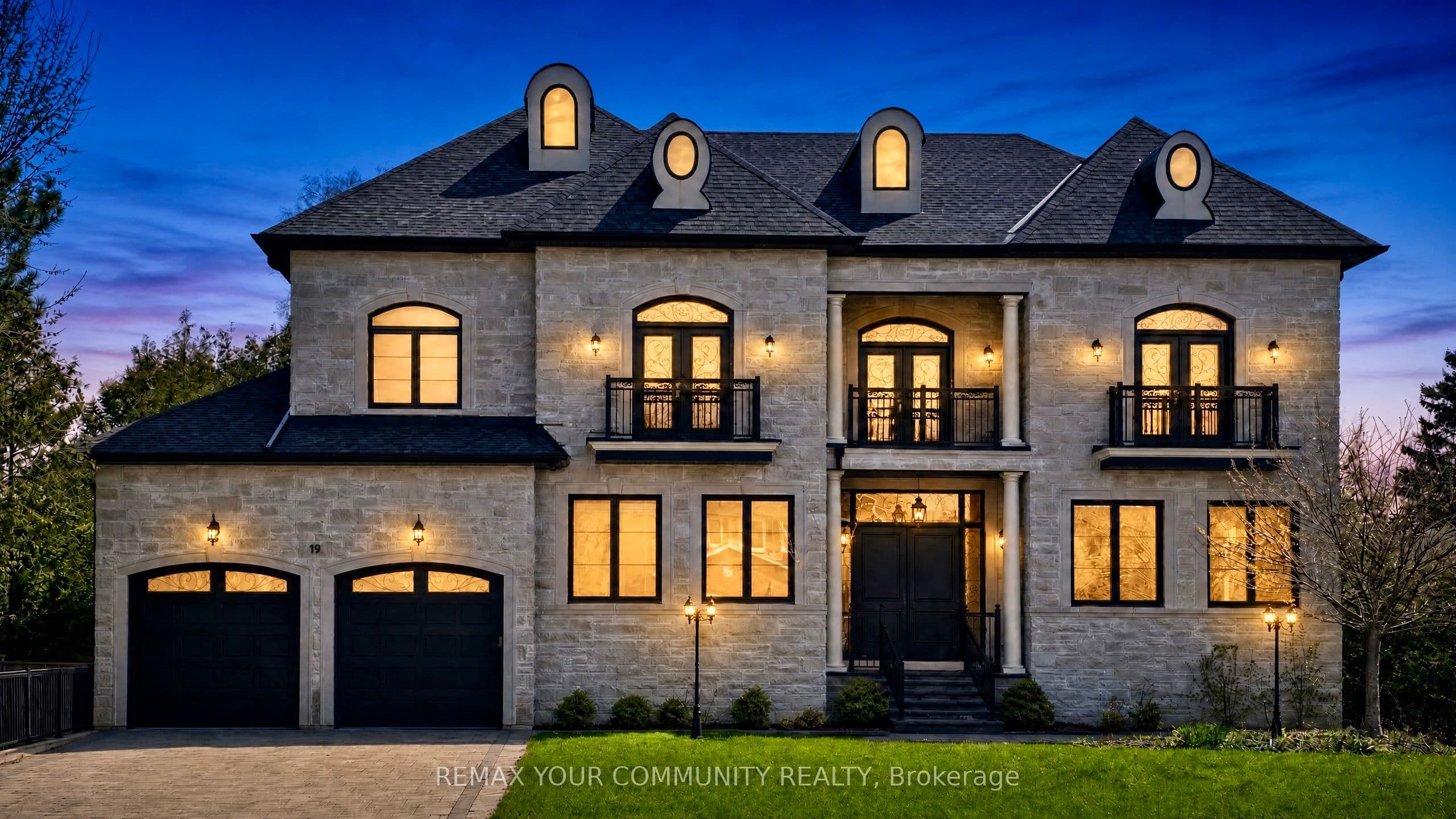 19 Blyth Street — photo 1