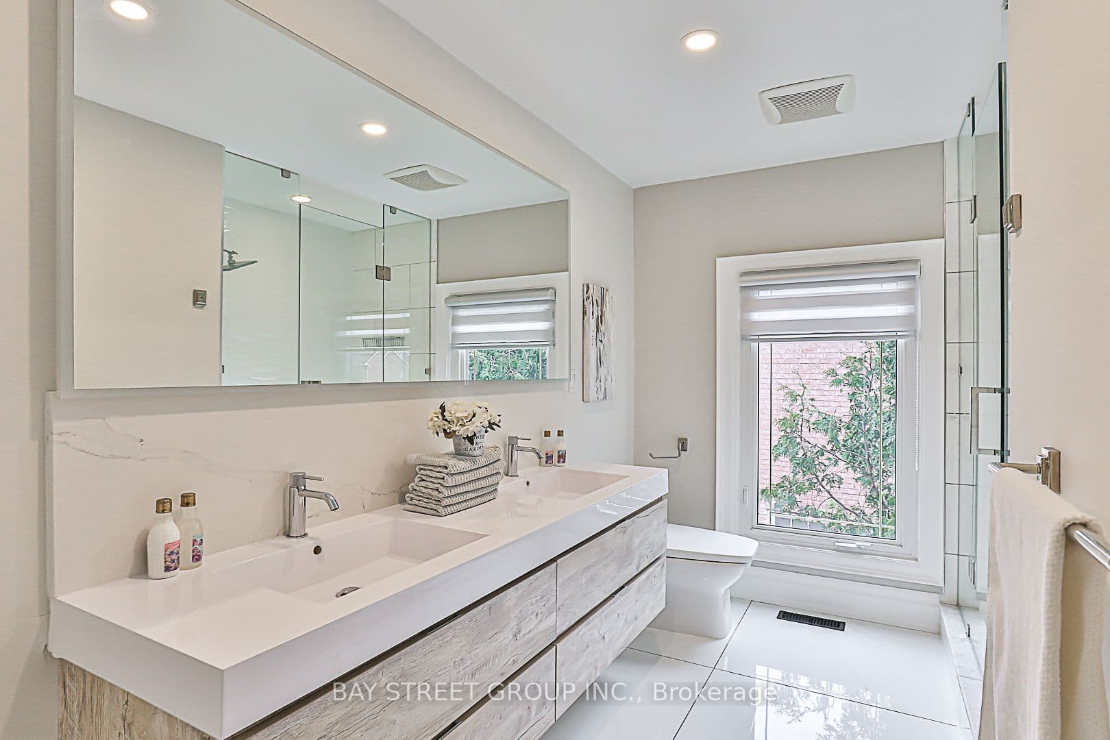 11 Gatcombe Circle — photo 39
