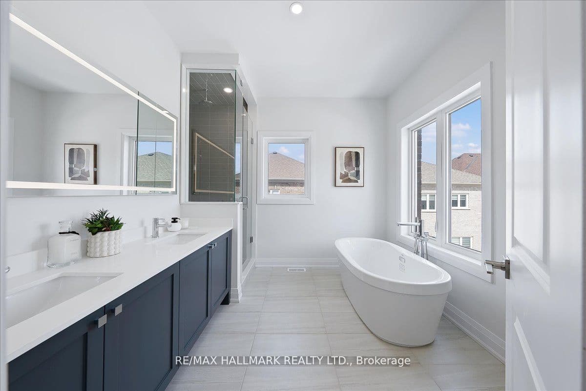 15 Aida Place N — photo 11