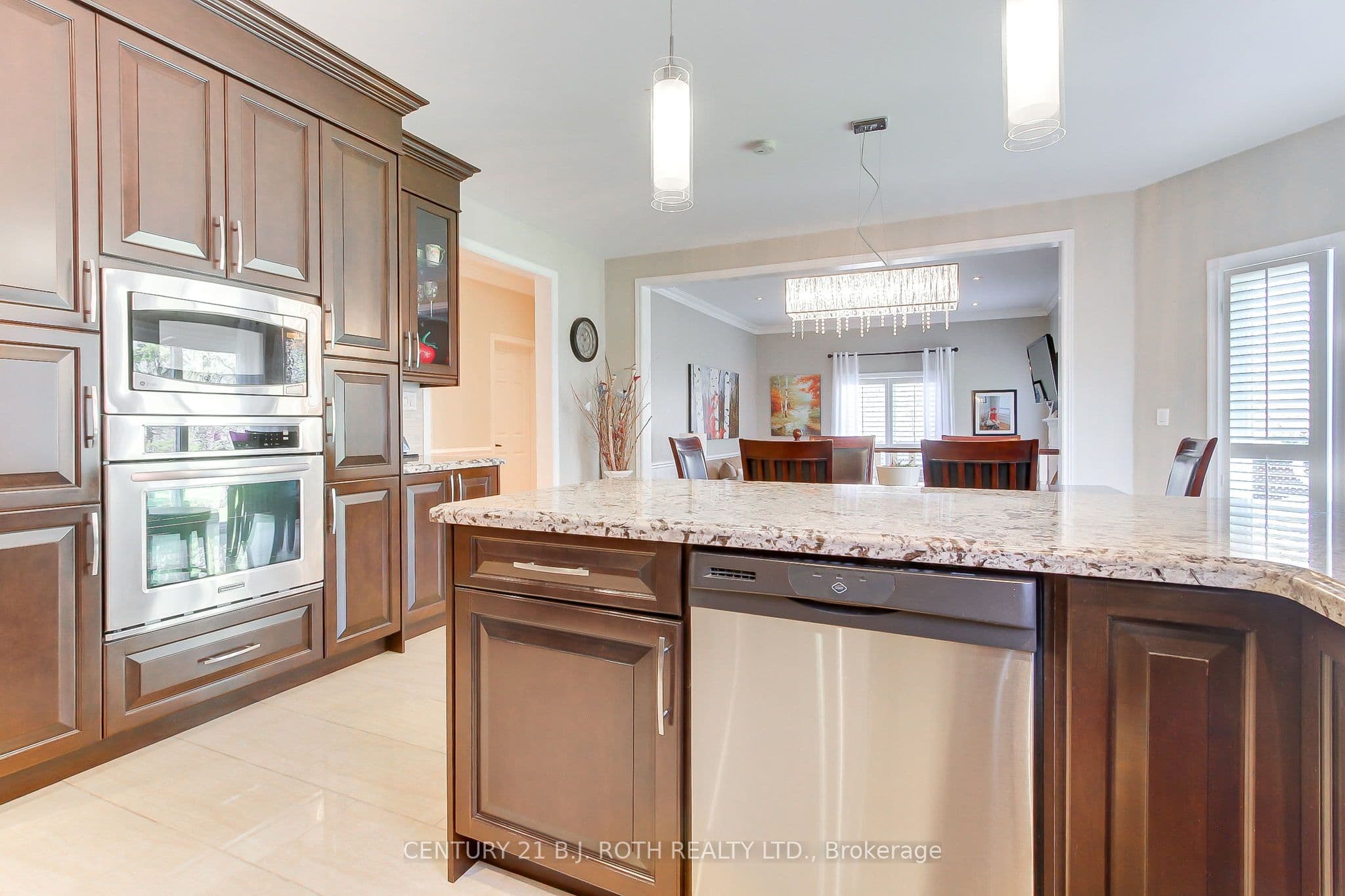 32 Timber Valley Avenue — photo 16