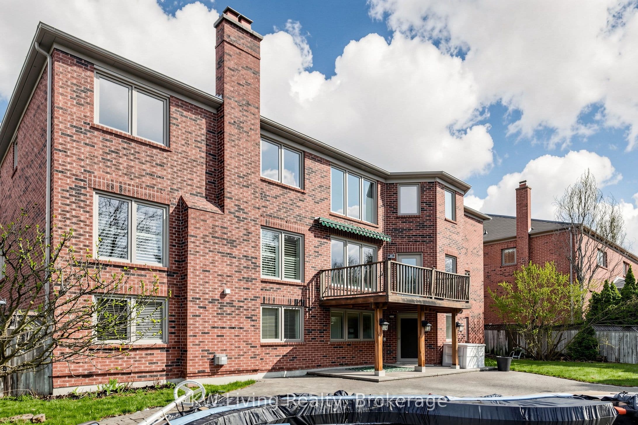 22 Ava Crescent — photo 44