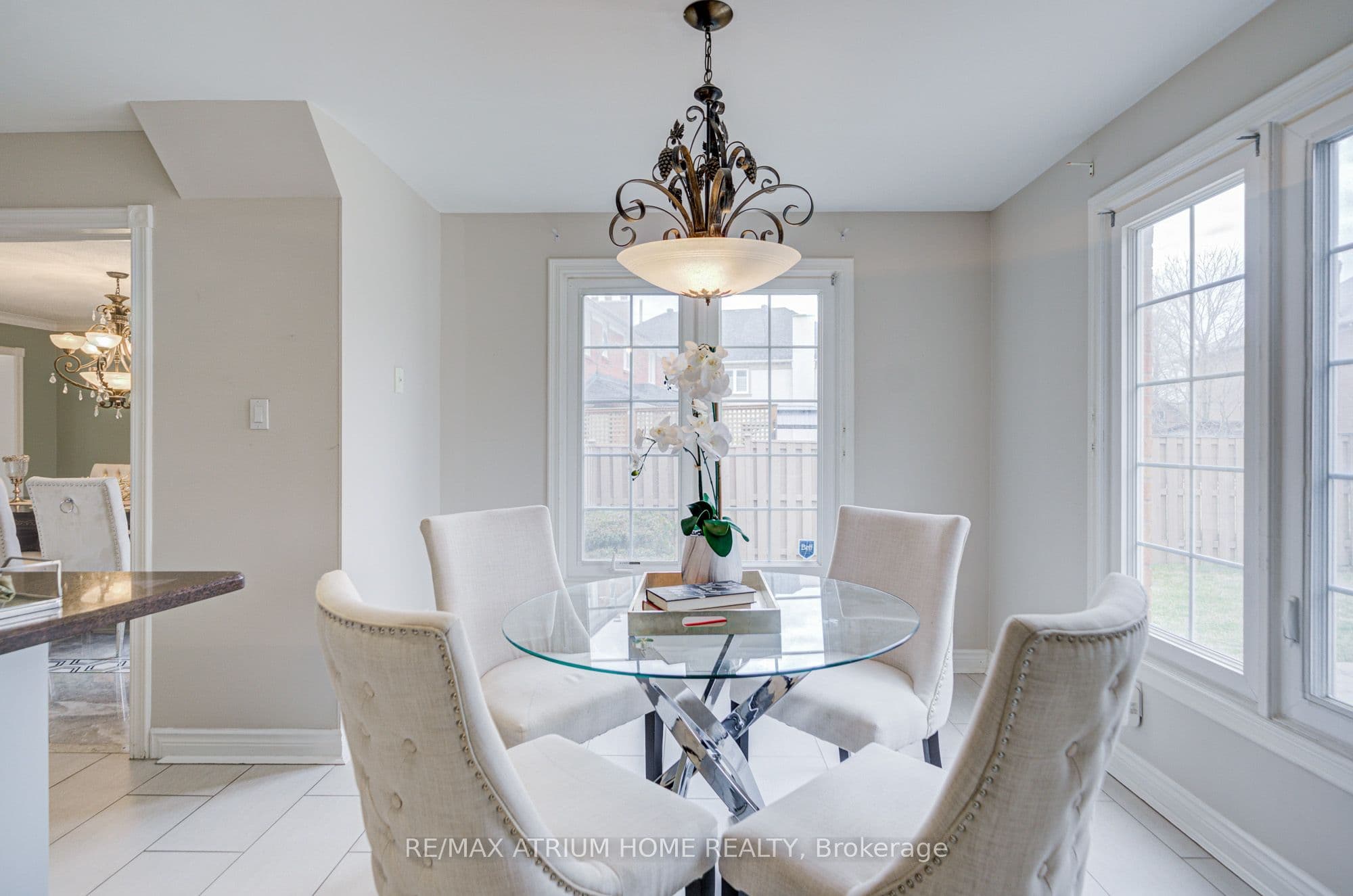 70 Strathearn Avenue — photo 12