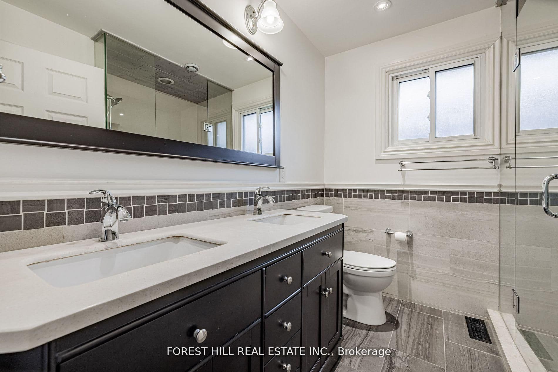 51 Briggs Avenue — photo 29