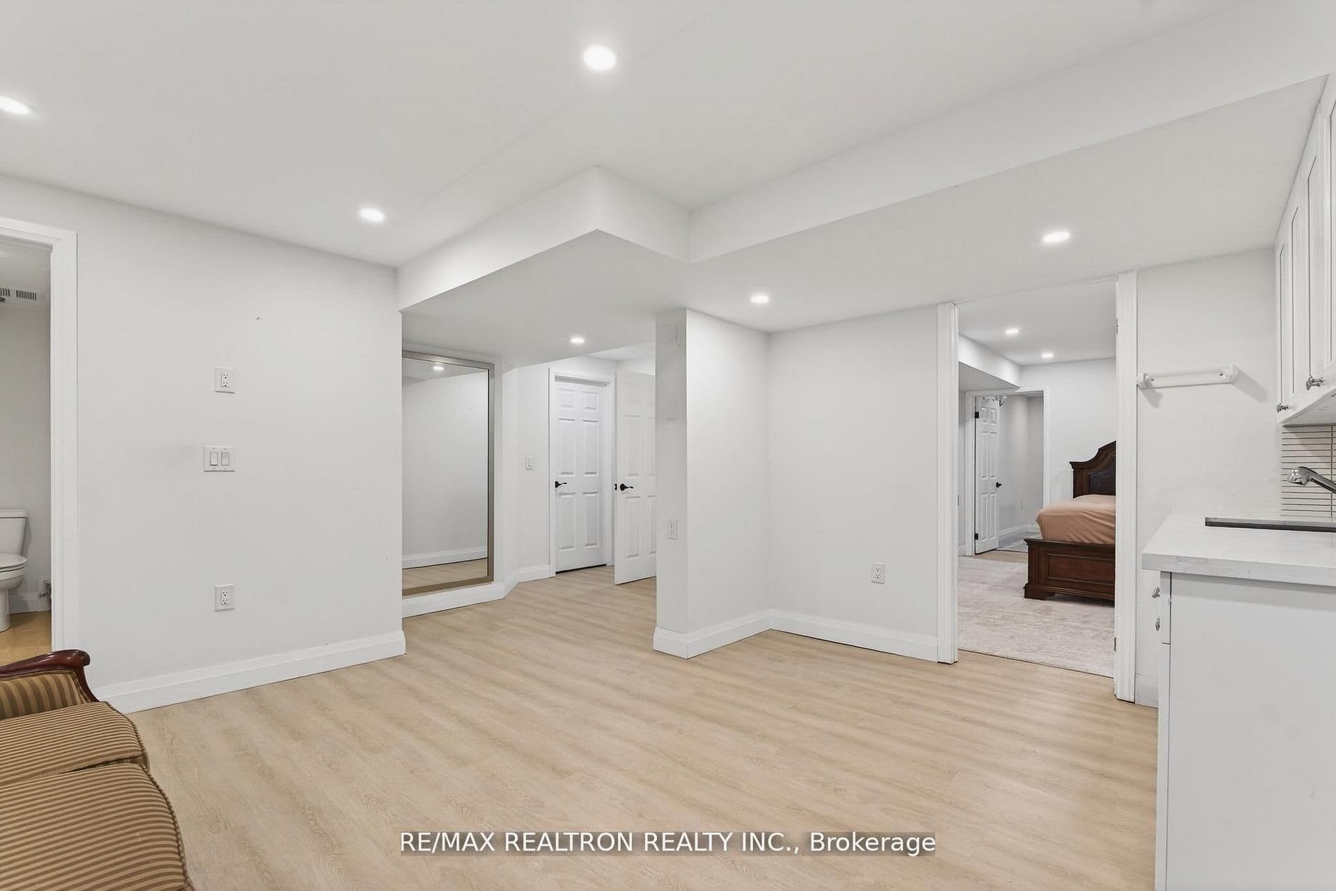 42 Blackforest Drive — photo 32