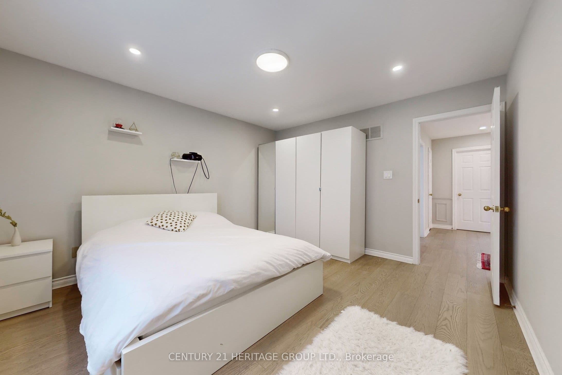335 Fern Avenue — photo 11