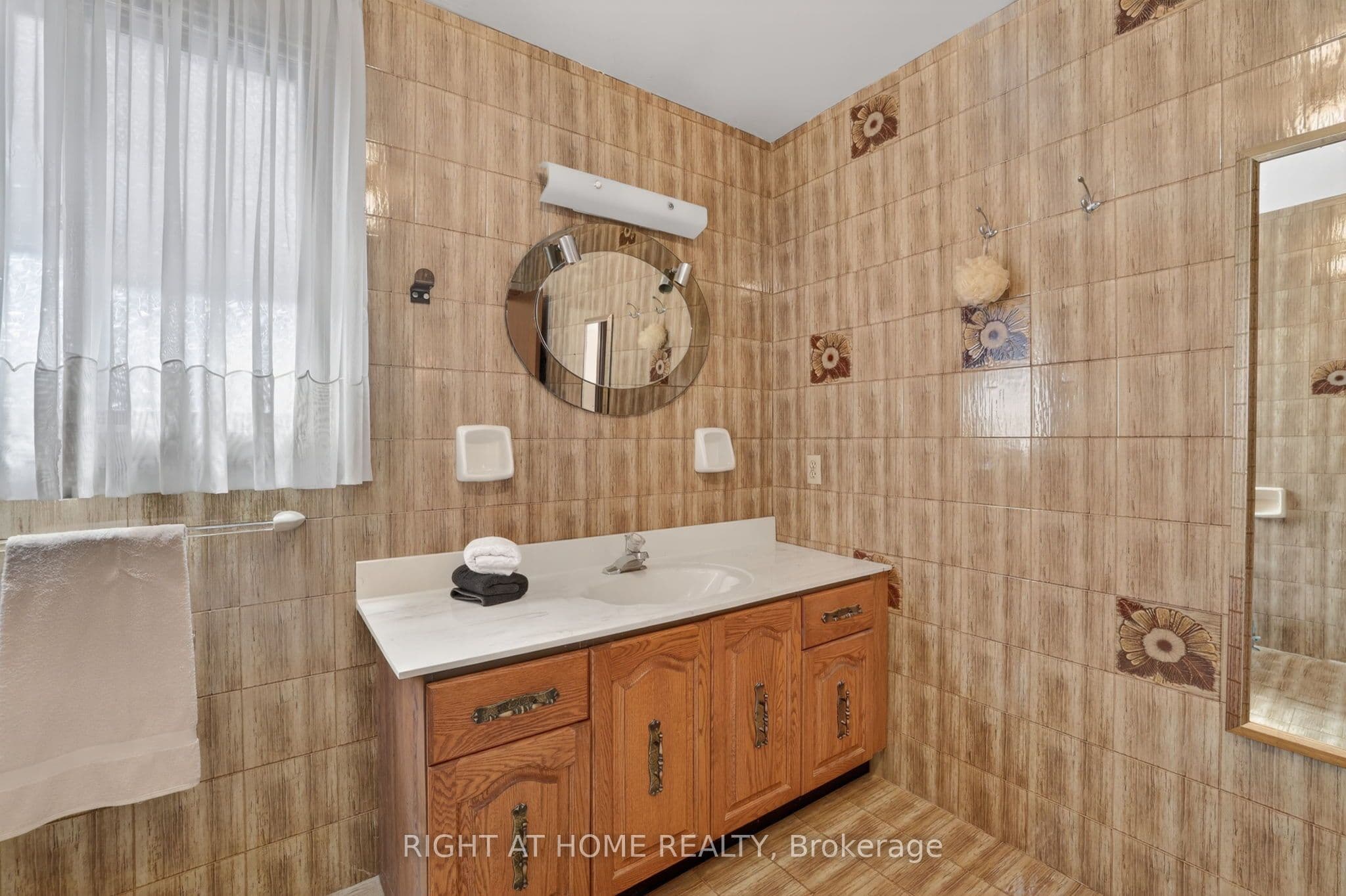 56 Birch Avenue — photo 22
