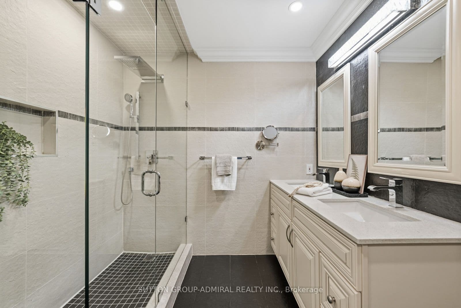 8 Beaufort Hills Road — photo 21
